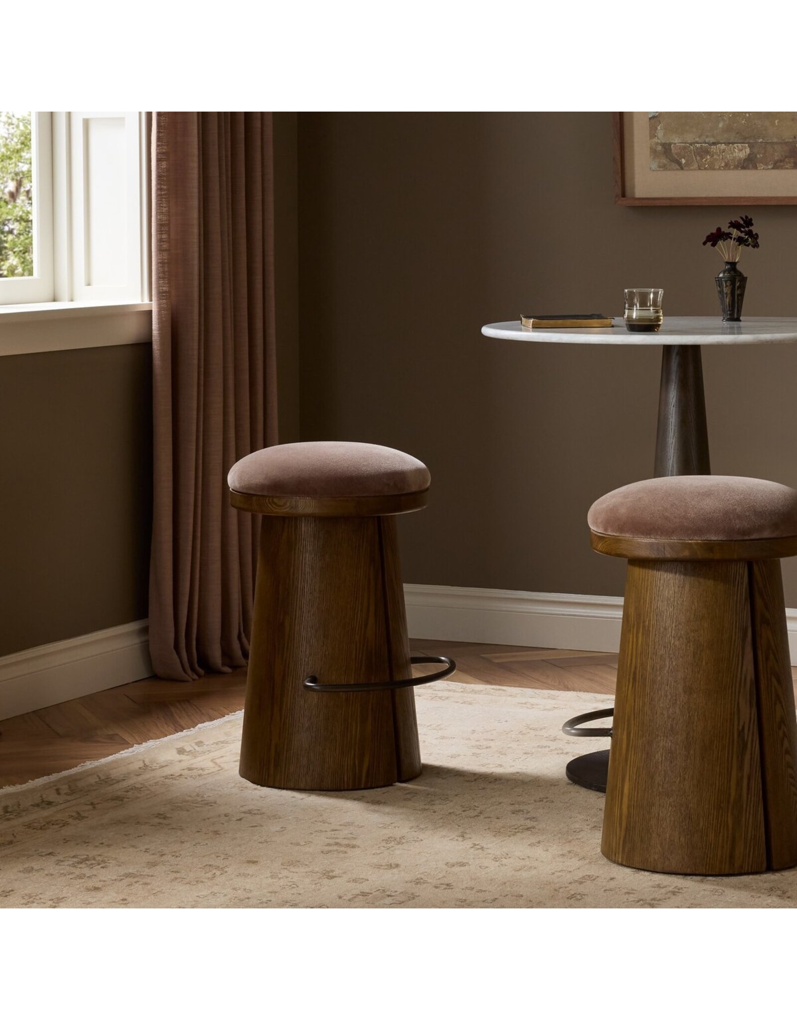 Bea Swivel Stool