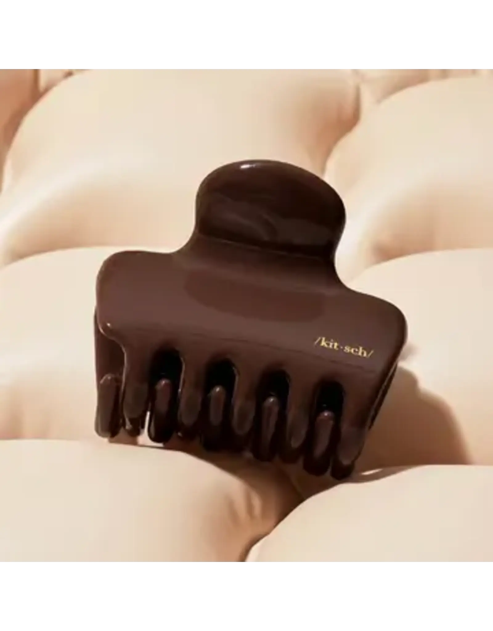 Recycled Plastic Puffy Cloud Clip, Chocolate