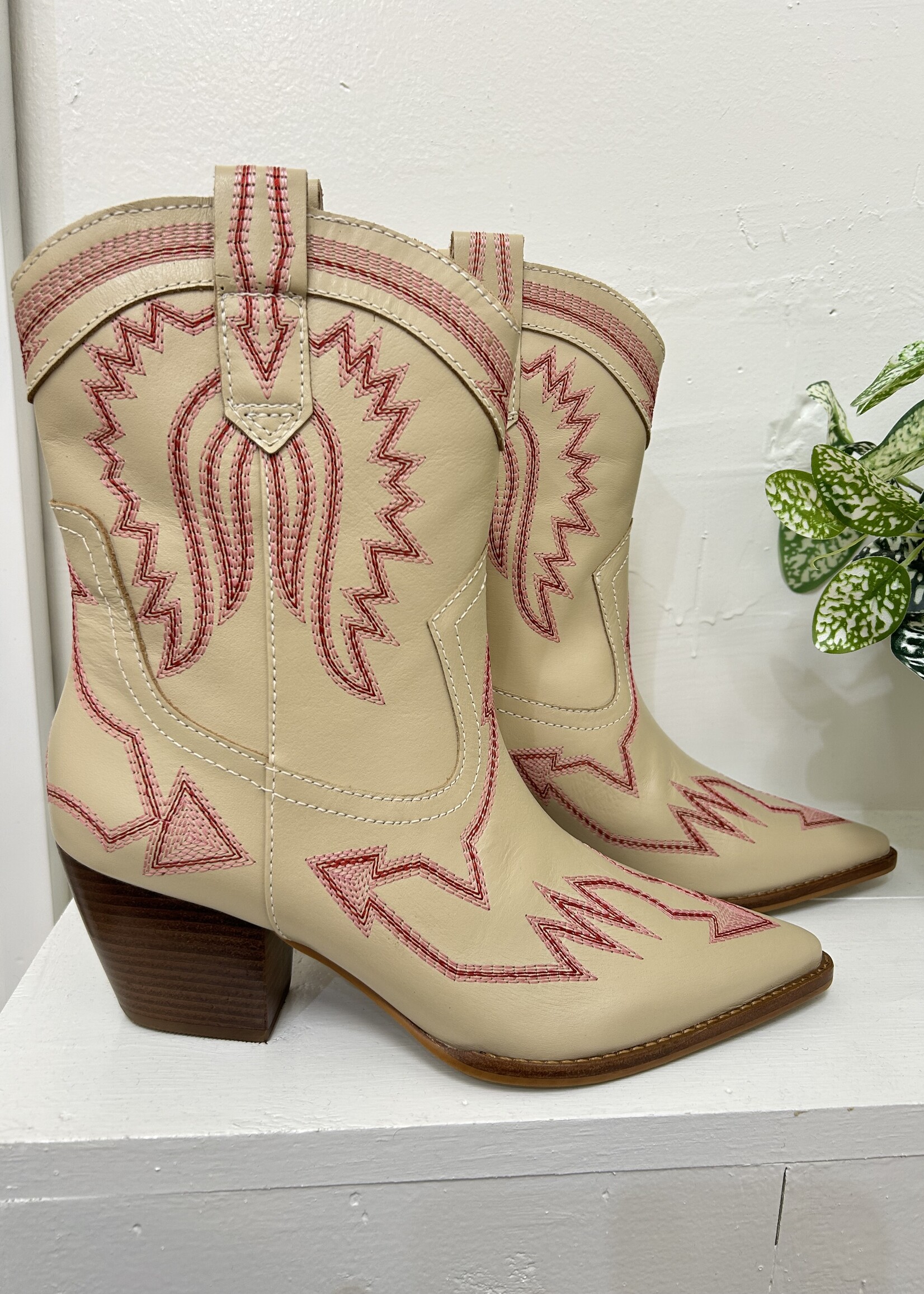 Matisse Matisse Loretta Bootie