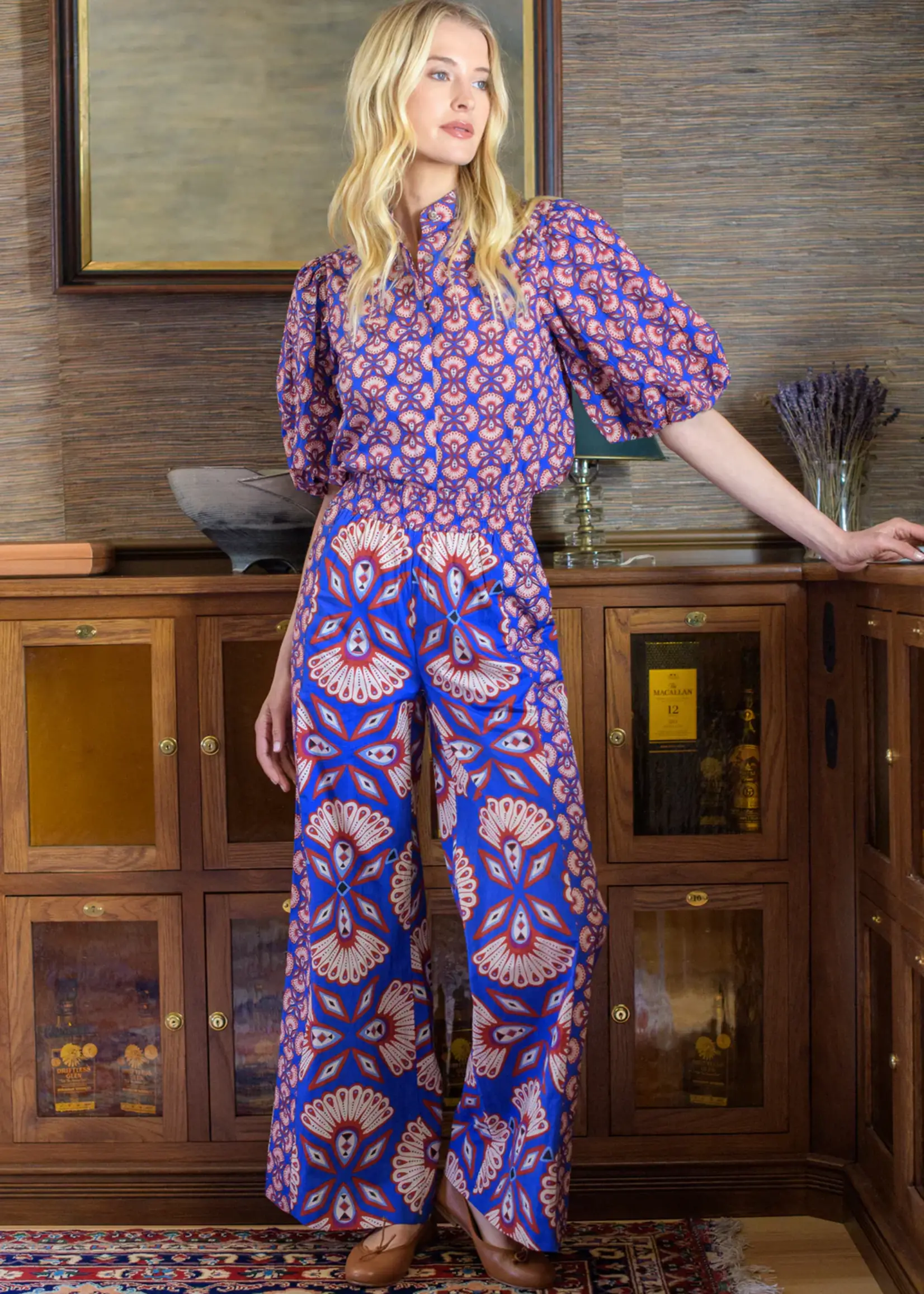 Elizabeth James Elizabeth James Sutton Pant