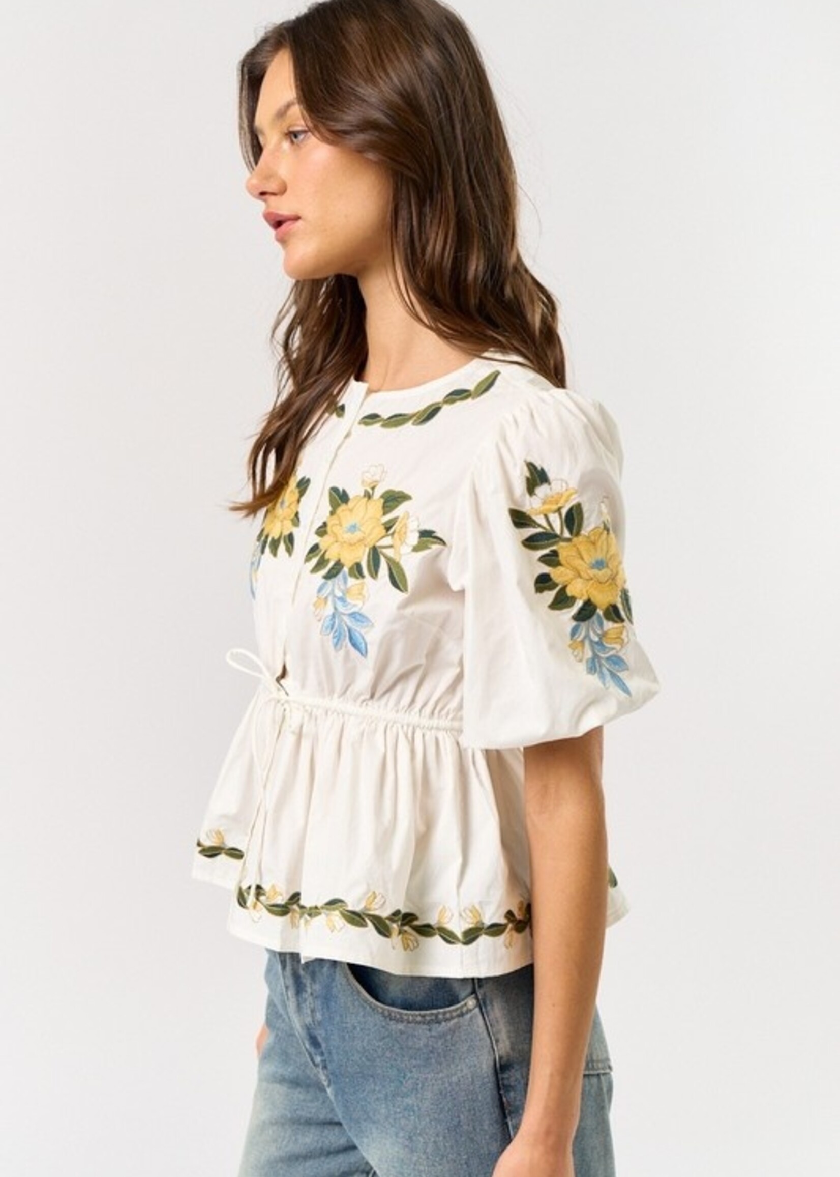 lala Lala Embroidered Floral Cinch Top