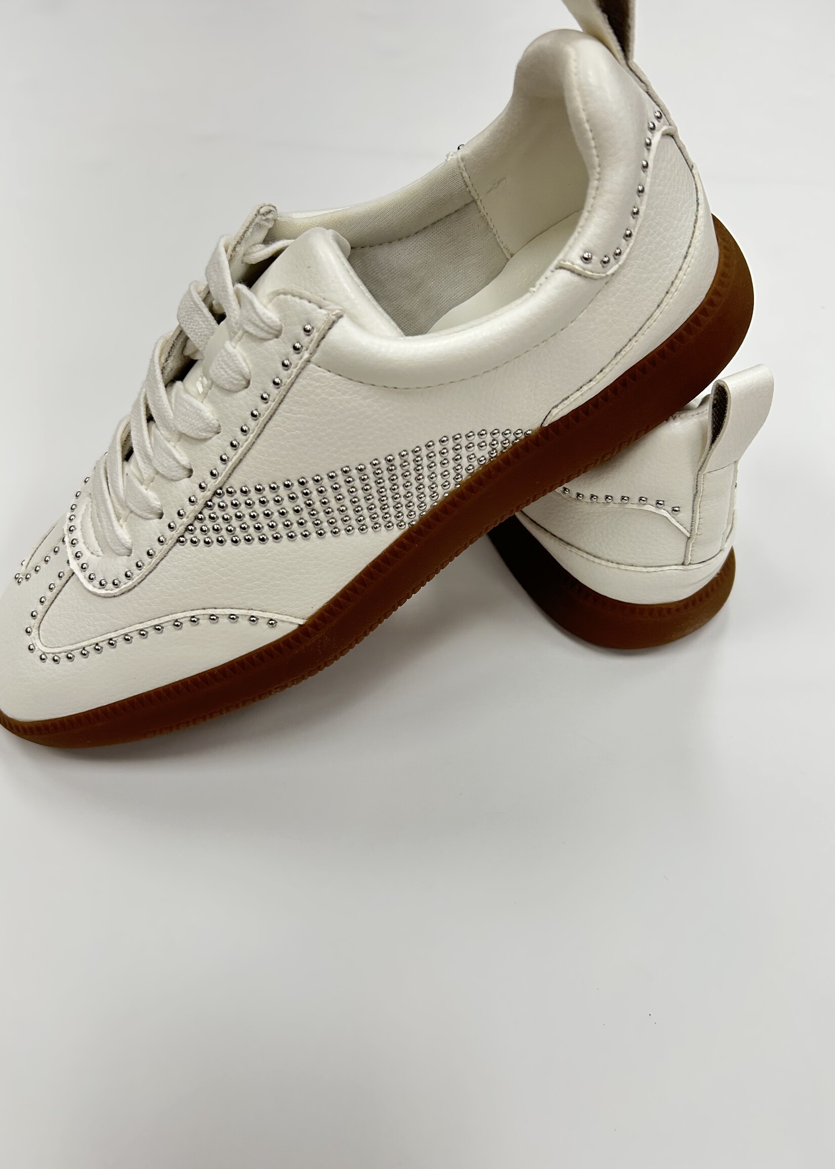 Matisse Matisse Wylder Studded Sneaker