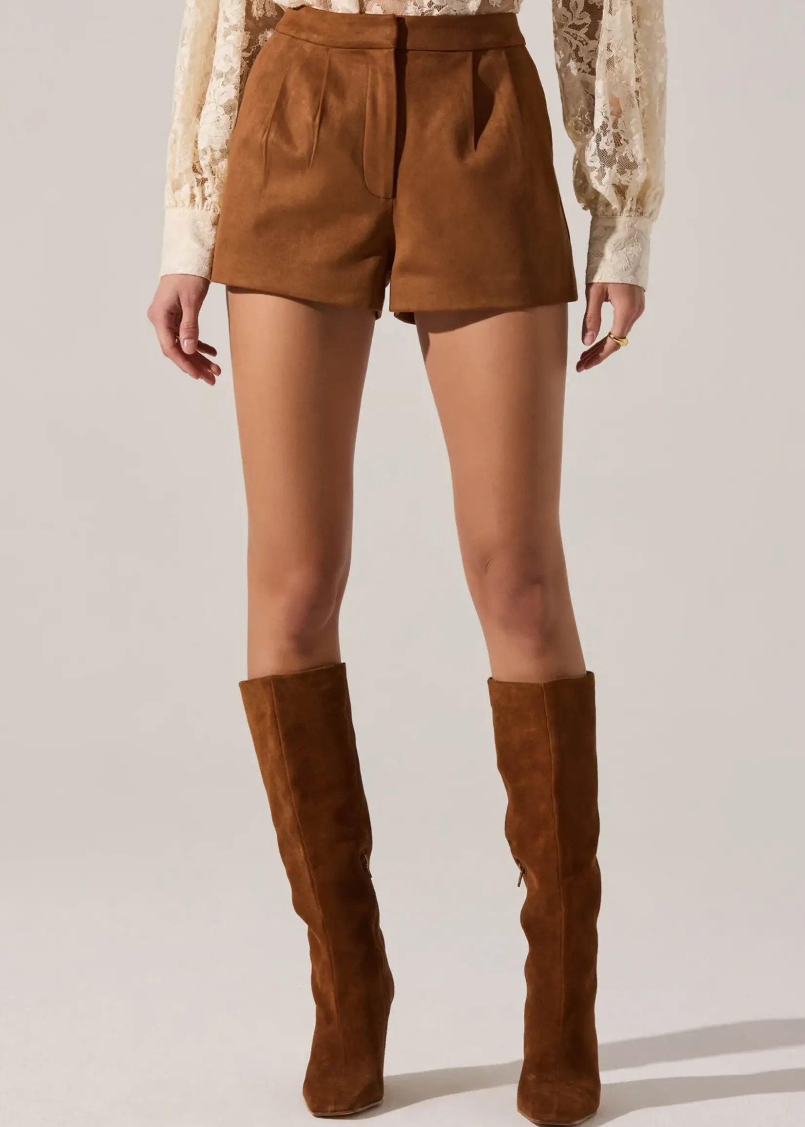 ASTR the label ASTR Jude Suede Short