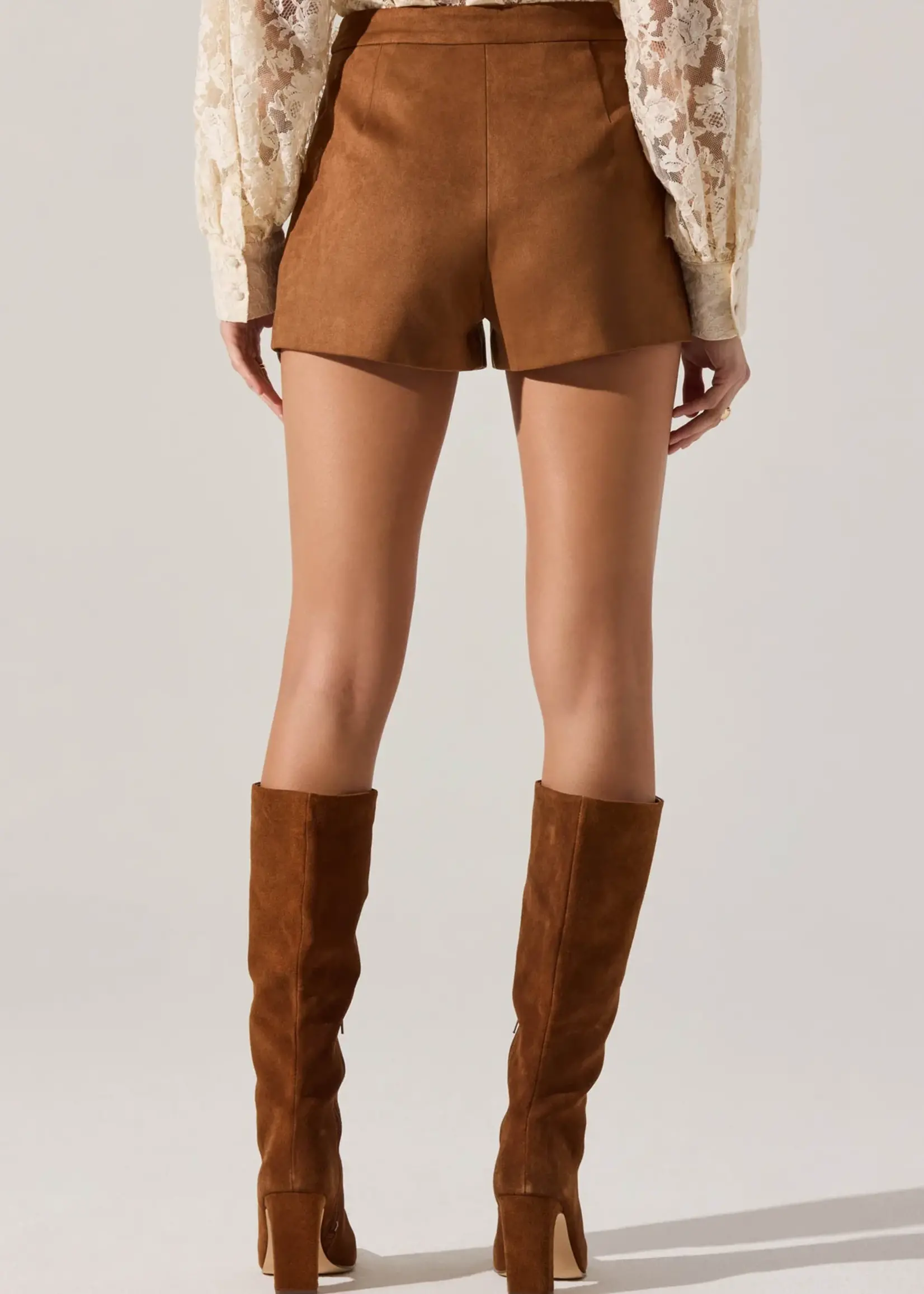ASTR the label ASTR Jude Suede Short