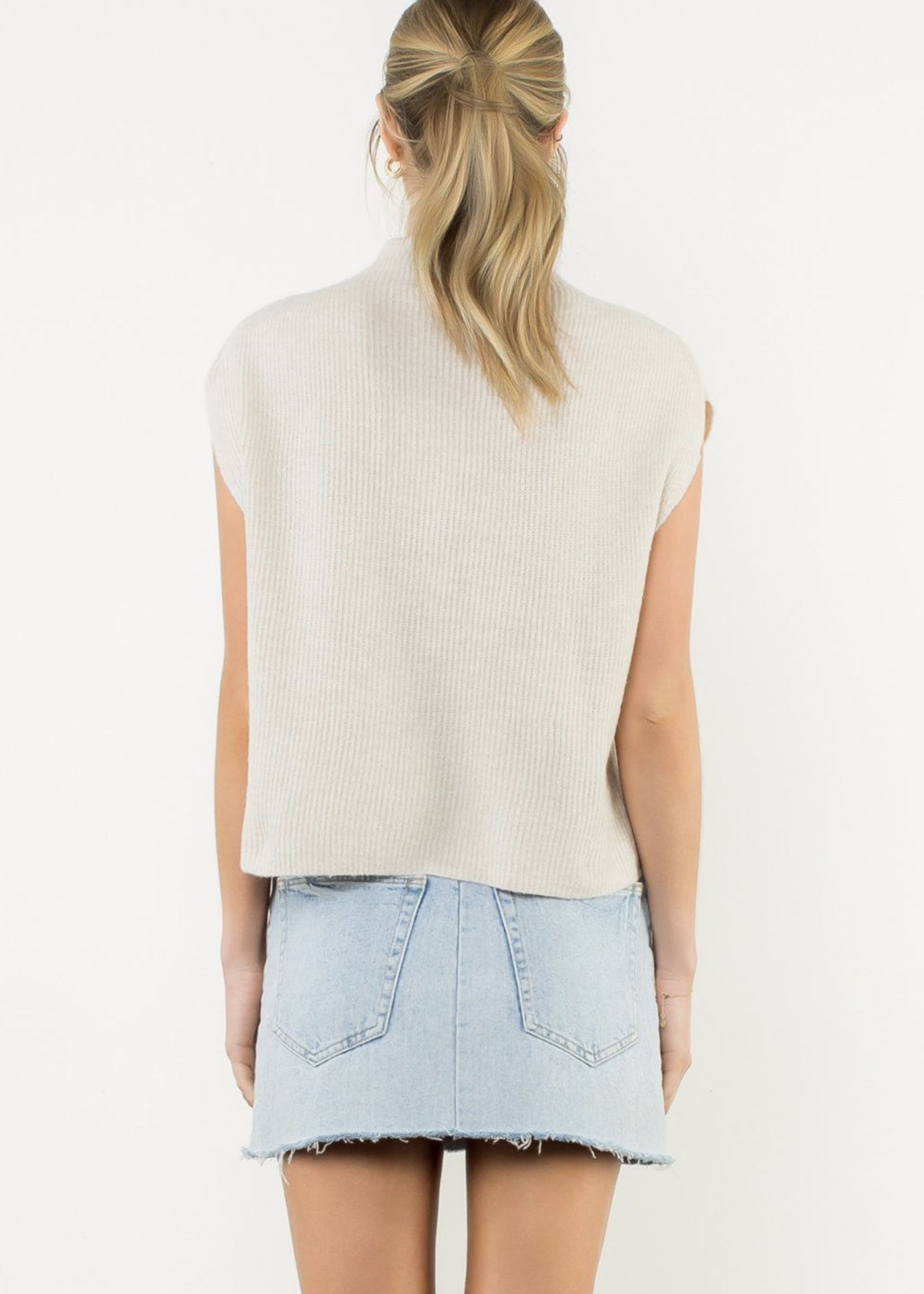 THML THML Slvless Mock Neck Knit