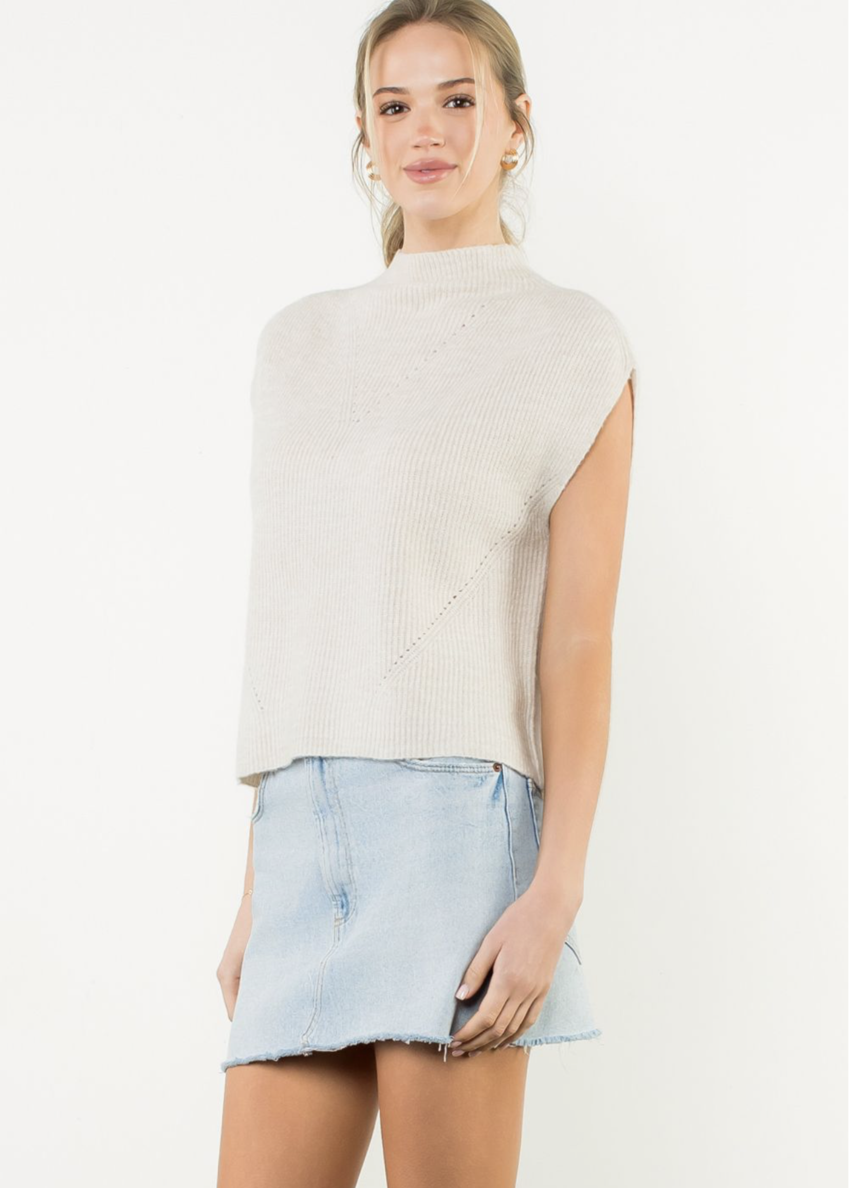 THML THML Slvless Mock Neck Knit
