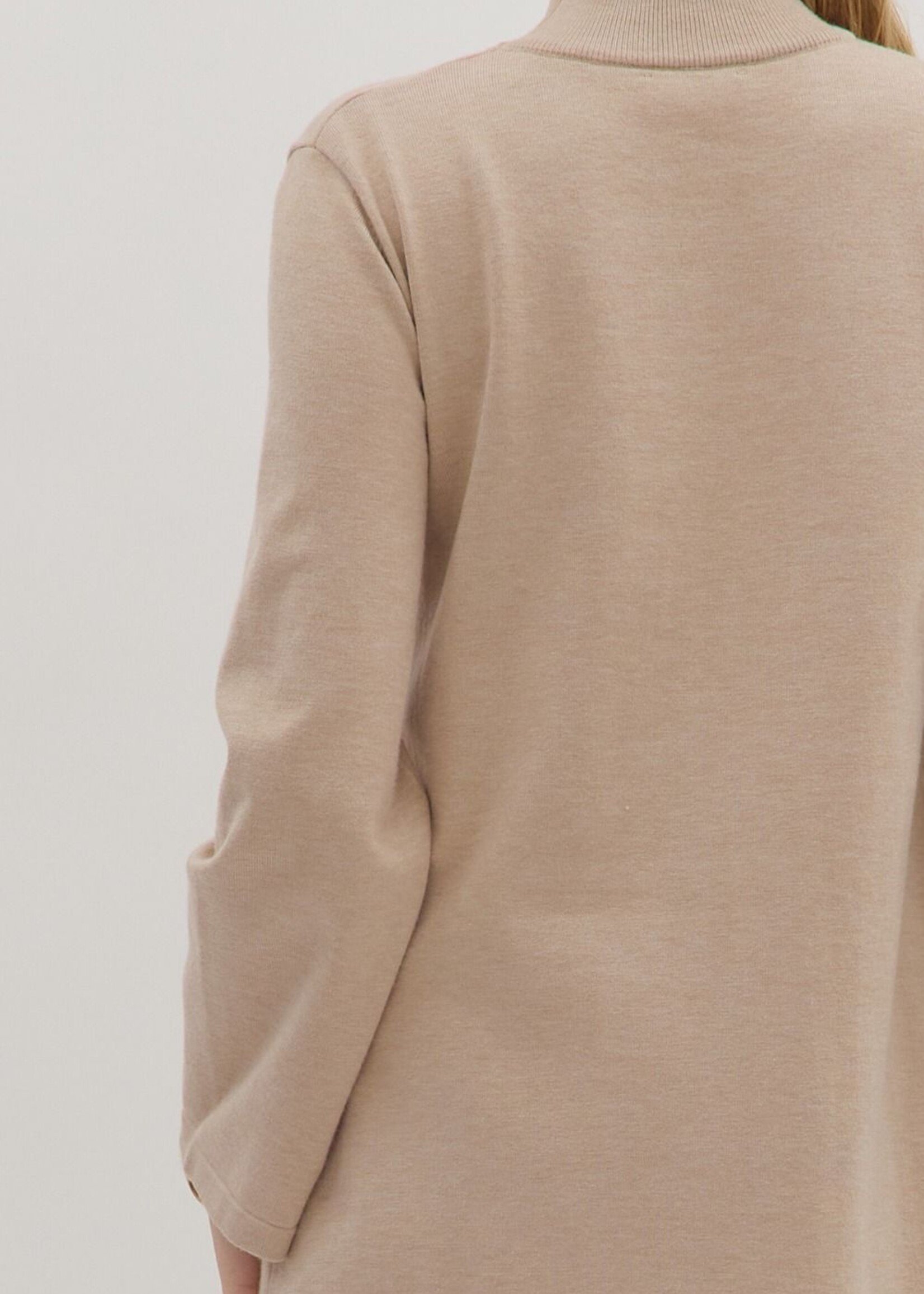 ETO ETO Solid Knit Mock Neck Midi