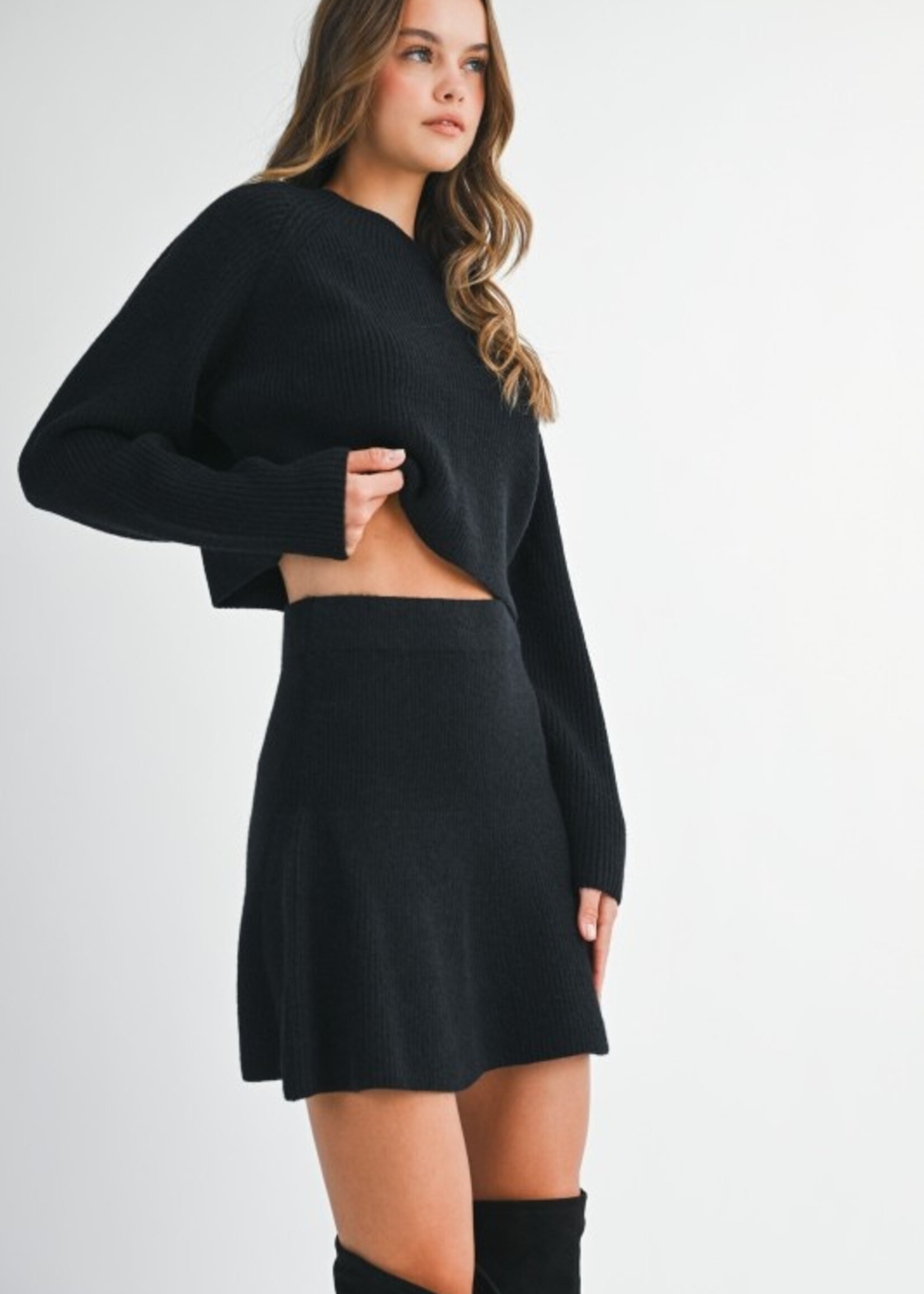 MBL MBL Sweater Skirt Set