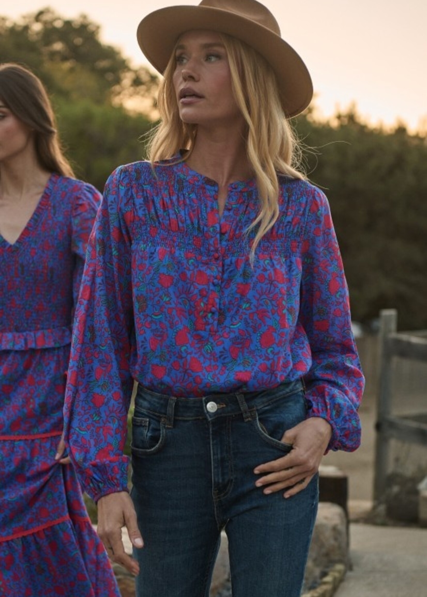 SL SL Katara Smocked Top