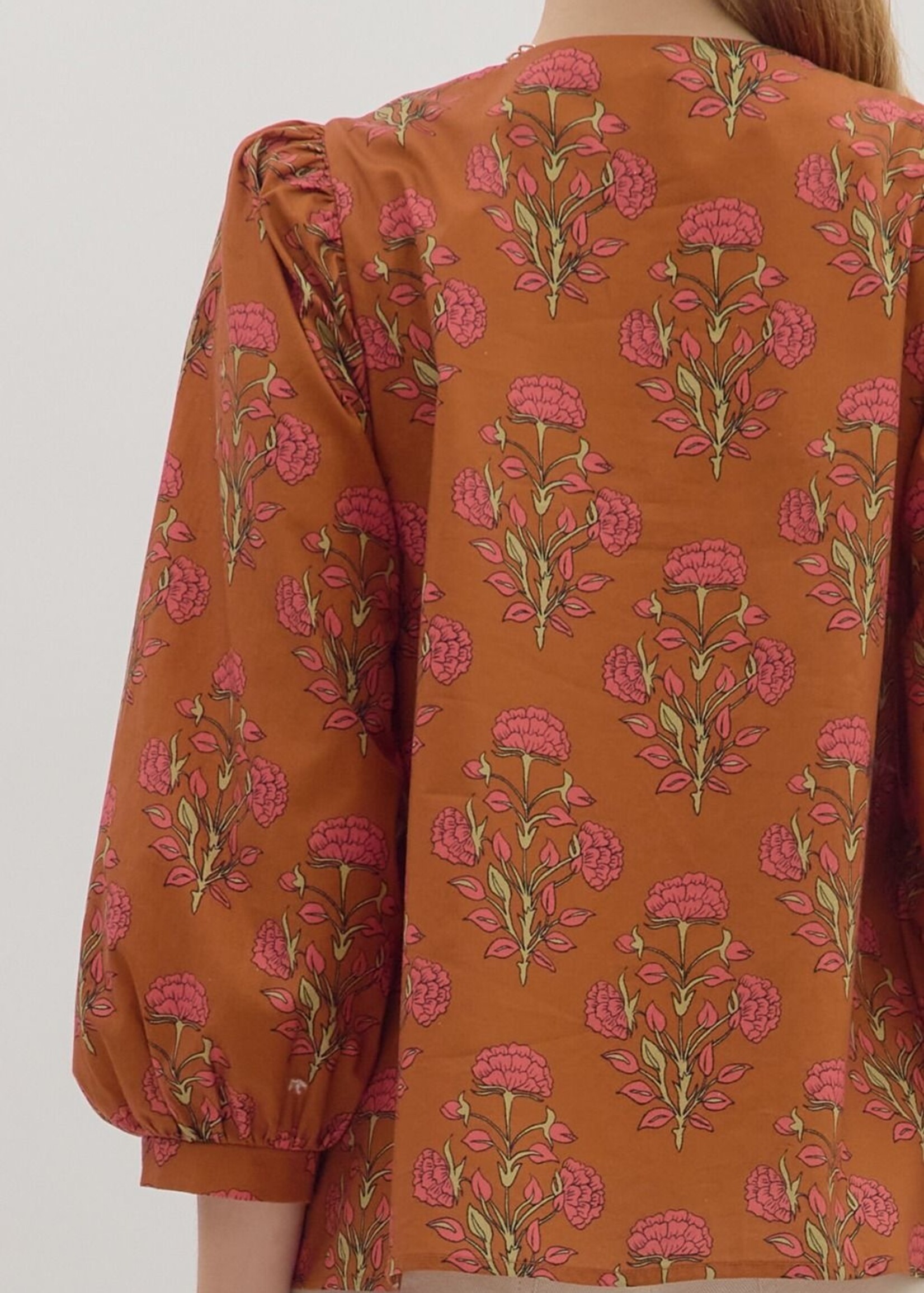 ETO ETO Floral Embroidered Trim Top