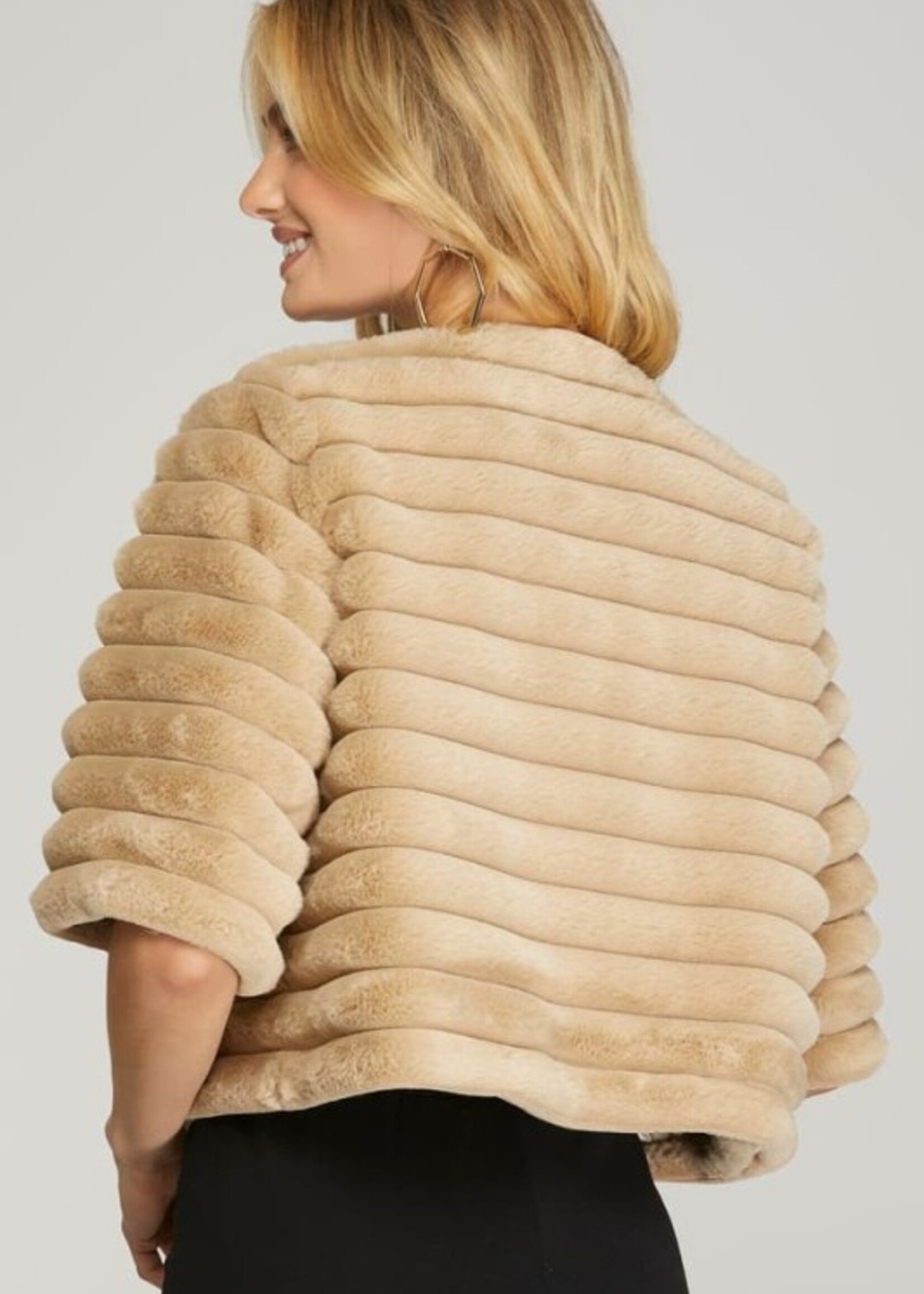 UPM UPM Crop Fur Jacket