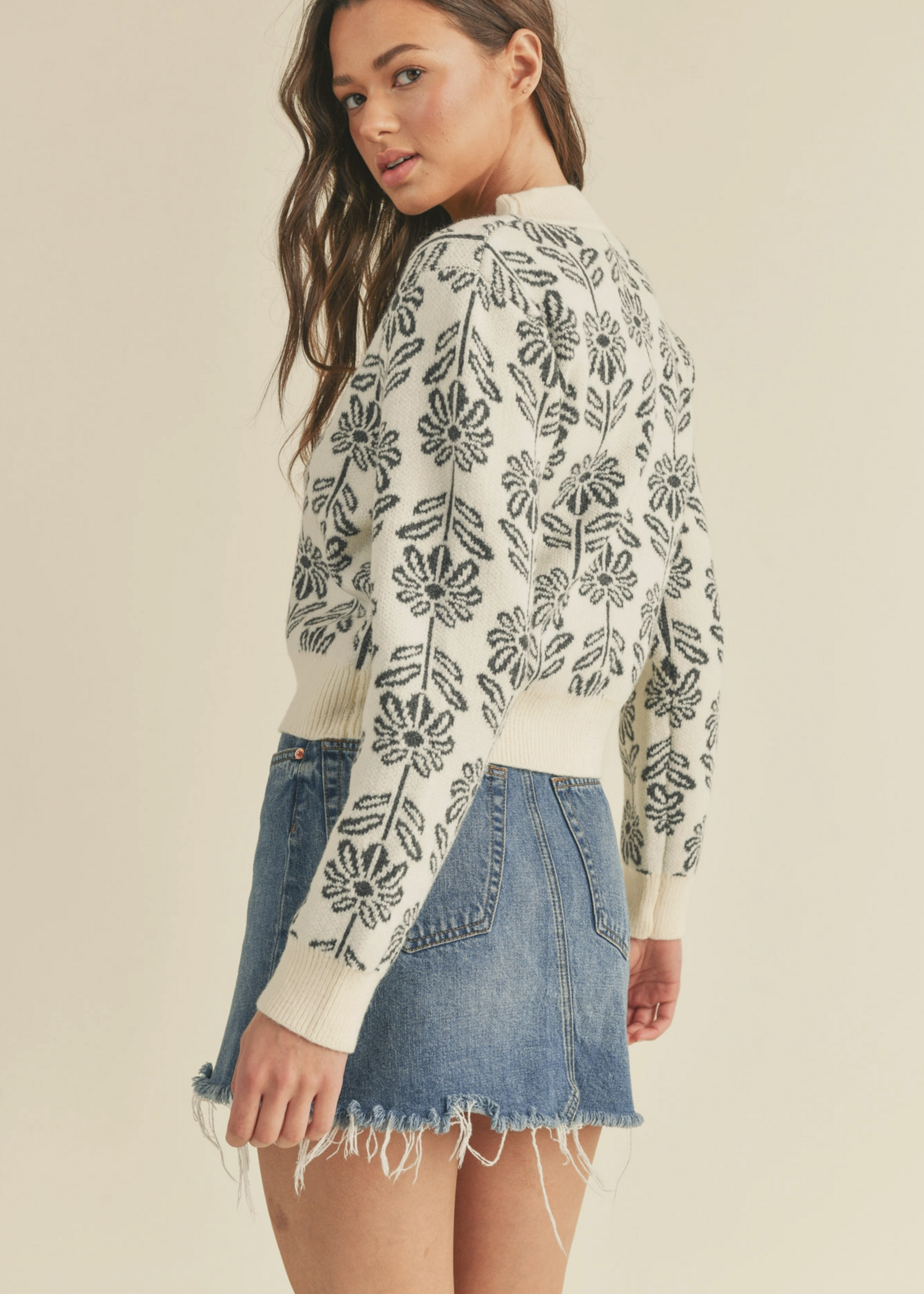 Merci Merci Floral Pattern Knit Sweater