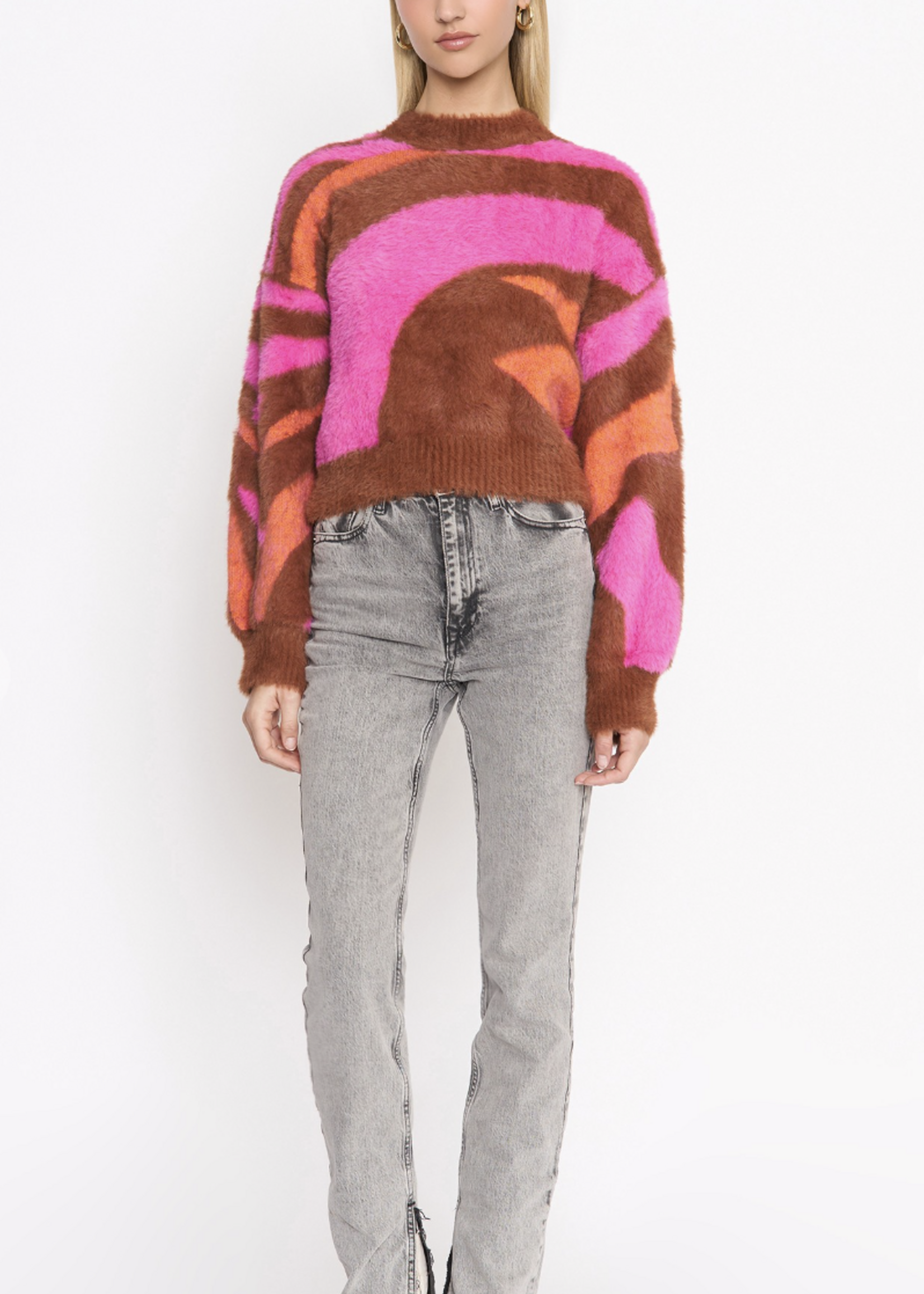 Delly Delly Dory Fuzzy Sweater