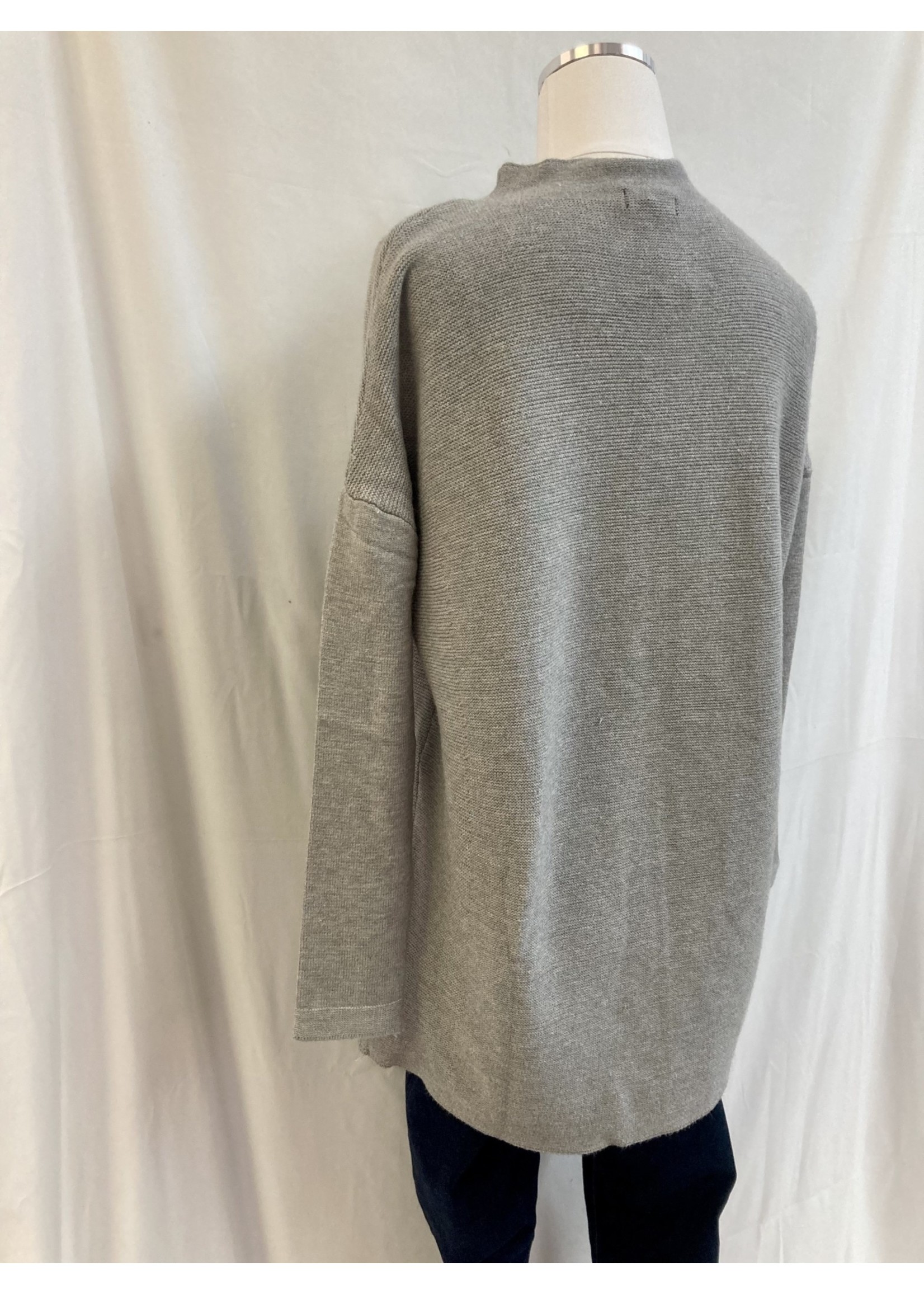 Made In Italy Grey Knit Sweater