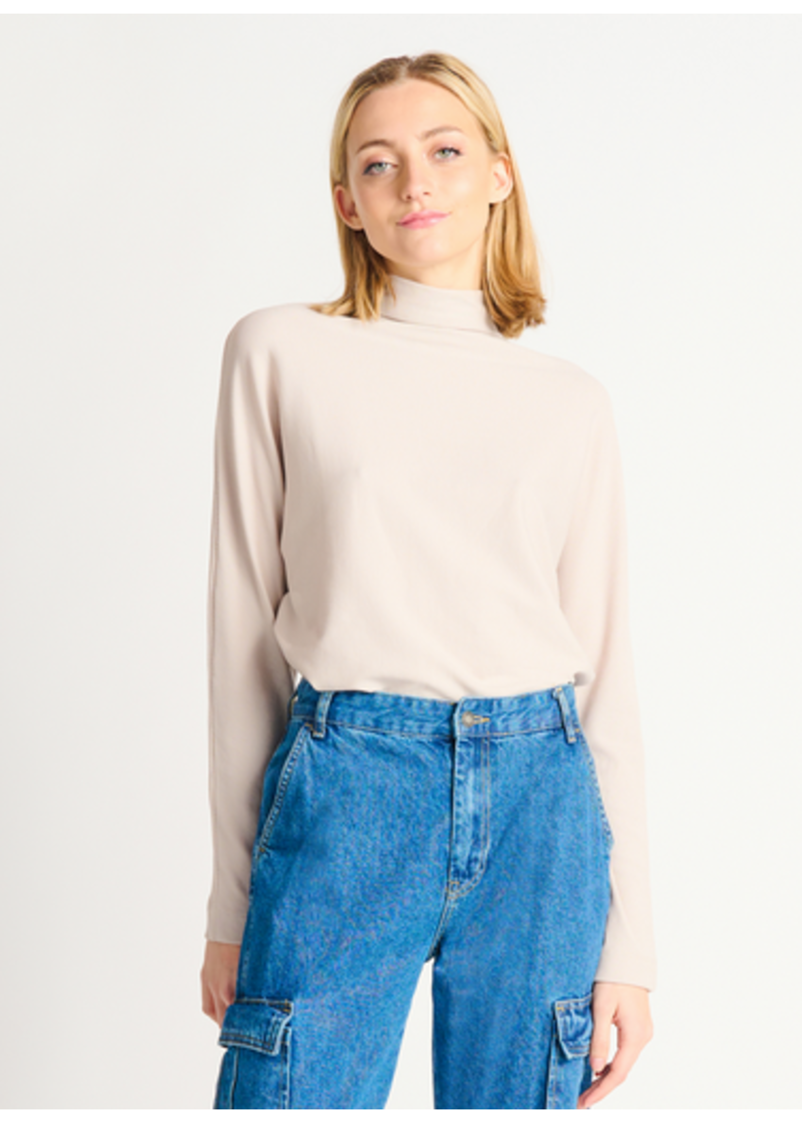 Dex Dex Ribbed Mock Neck Top