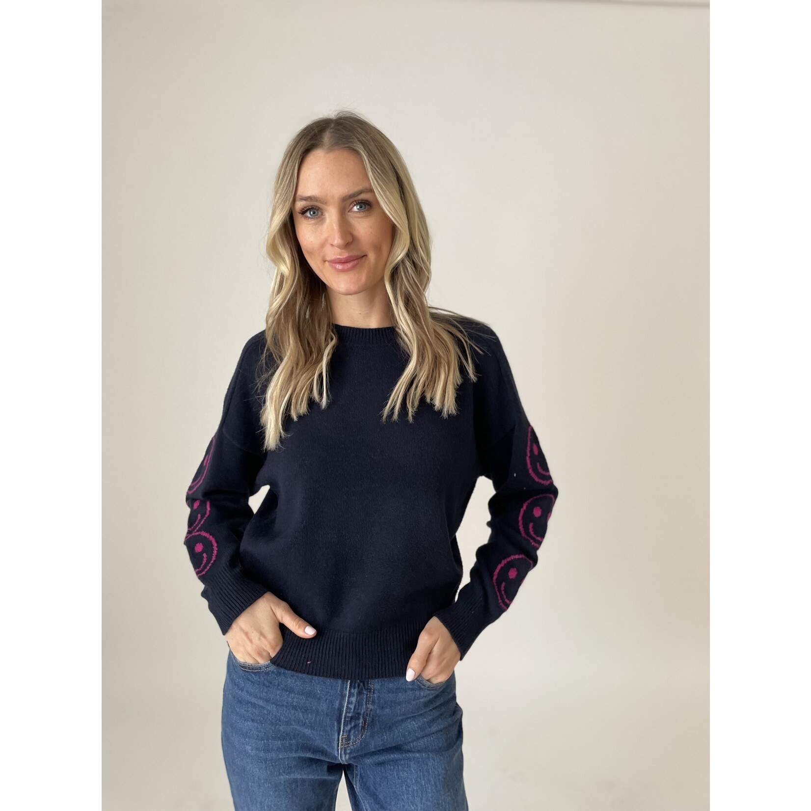 Six Fifty SF Crew Smiley Sleeve SWeater