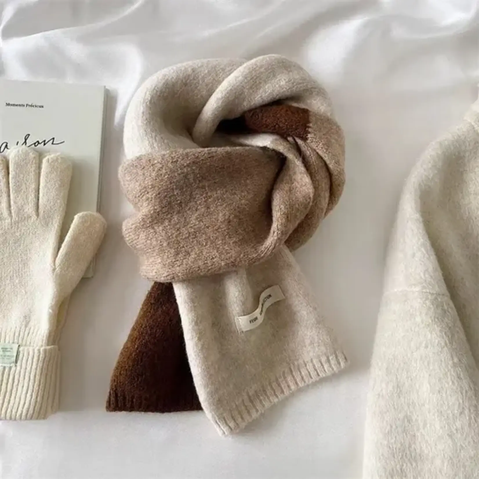 Accity AC Contrast Scarf