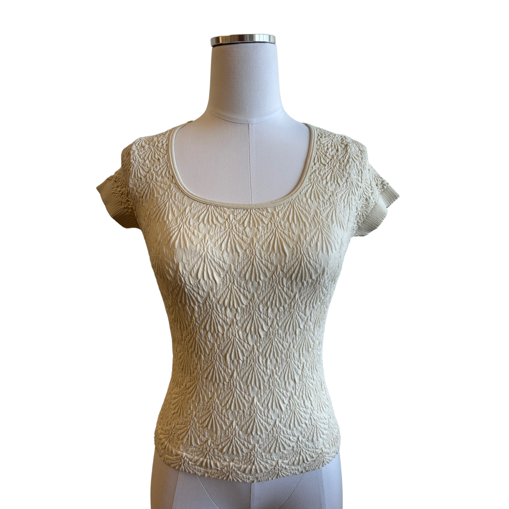 Hem & Thread Seamless Textured Scoop Tee