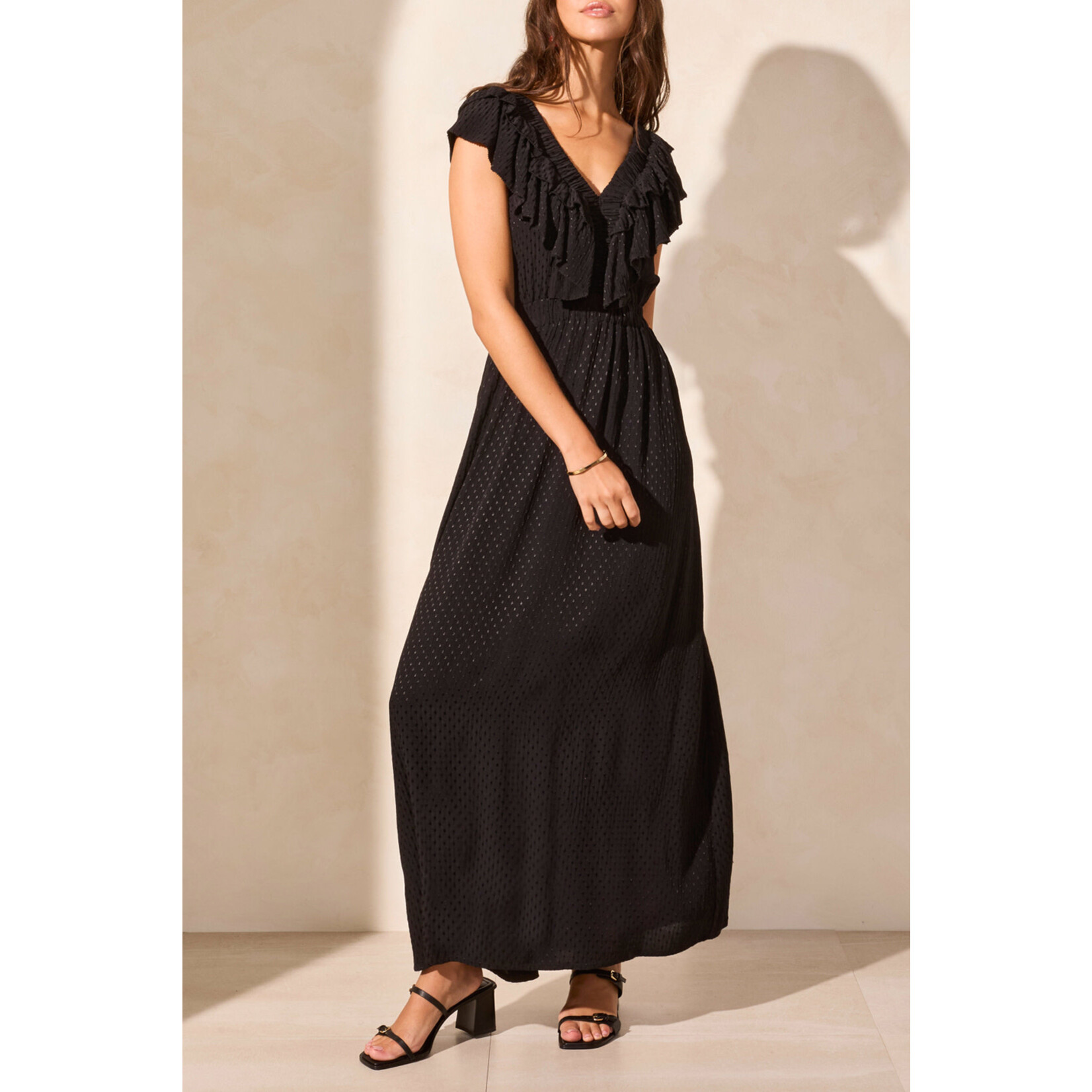 Tribal T Black Cut out  Maxi