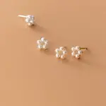 Perimade Flower Stud Earring