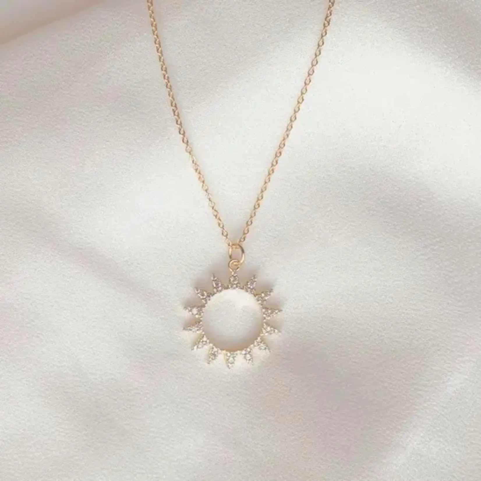 Salt Salt Sunburst Necklace