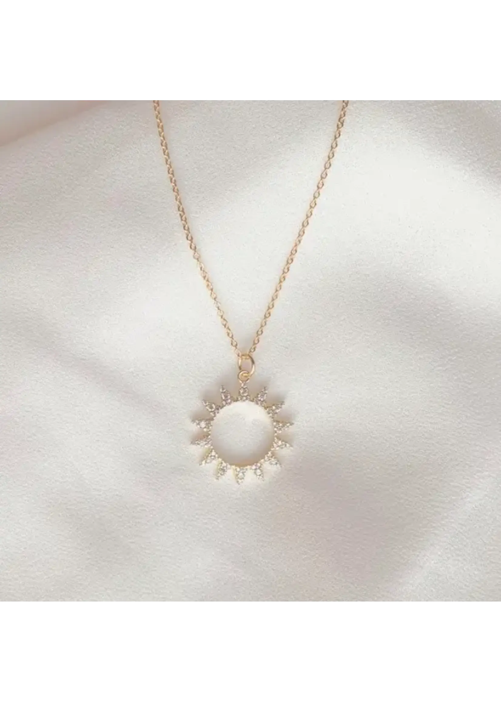 Salt Salt Sunburst Necklace