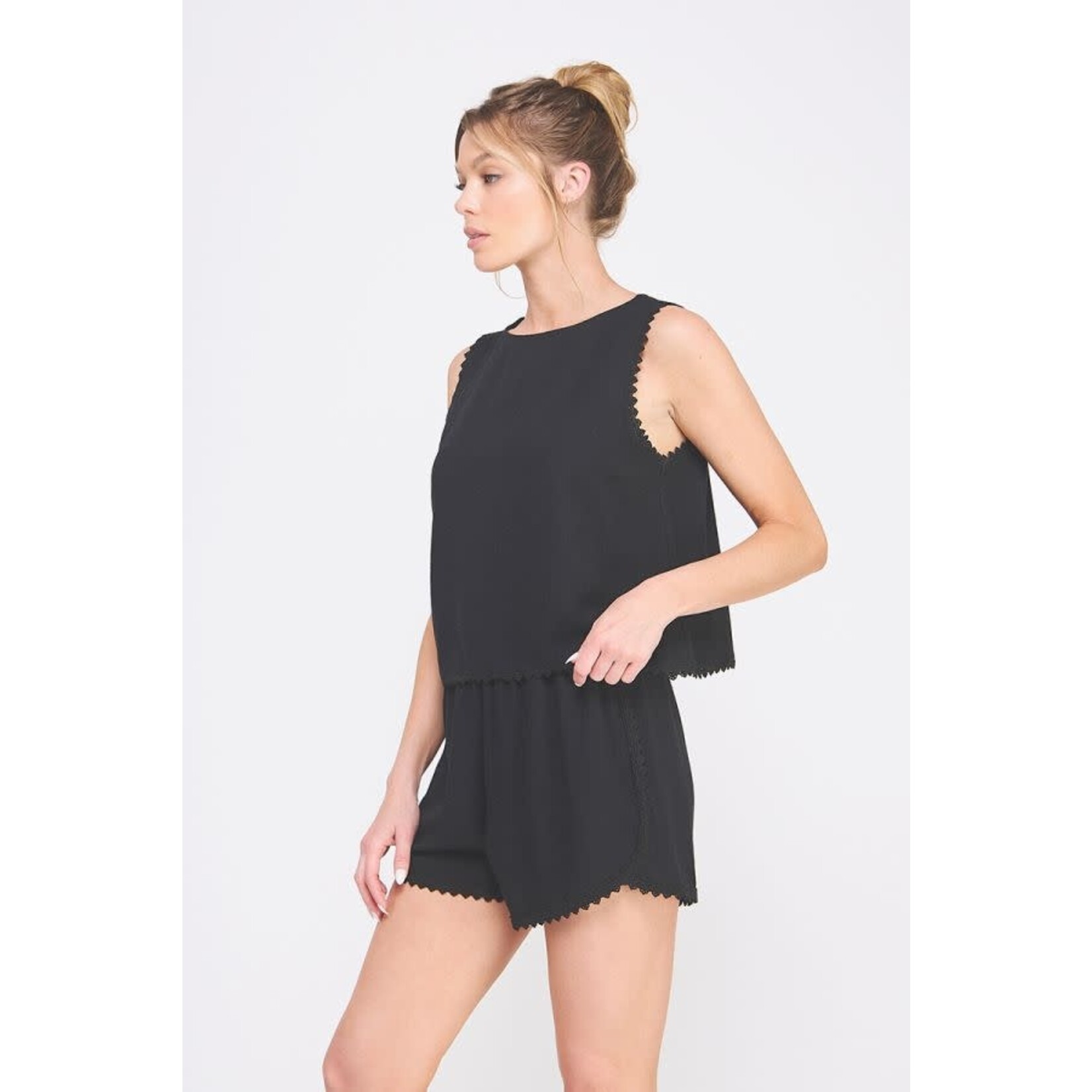 Allie Rose AR Scalloped Sleeve Top