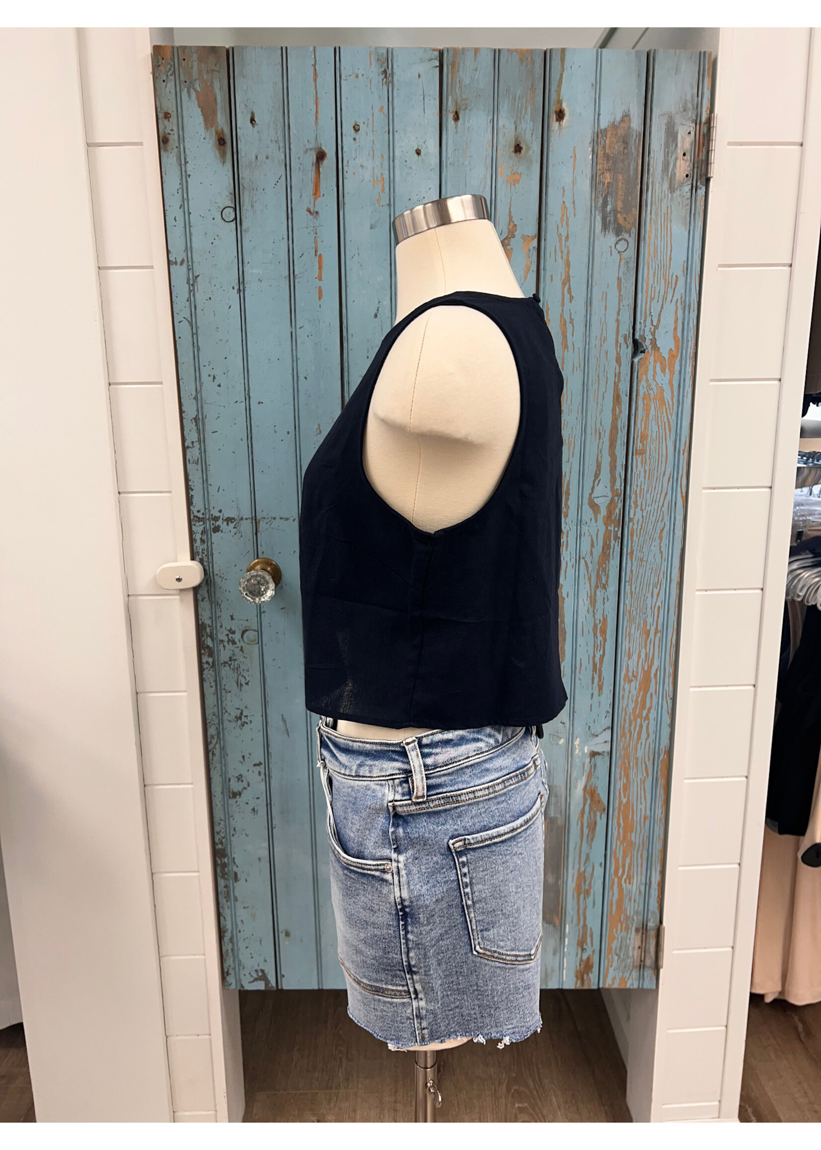 Blu Pepper BP Sleeveless Linen Blouse