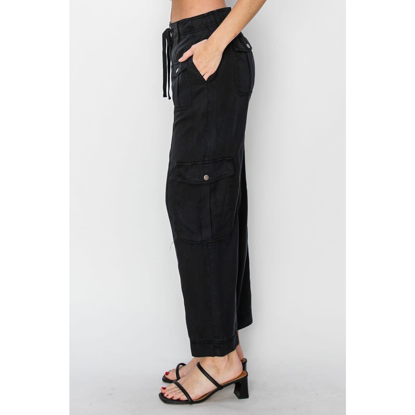 Risen R High Rise relaxed Cargo Pants