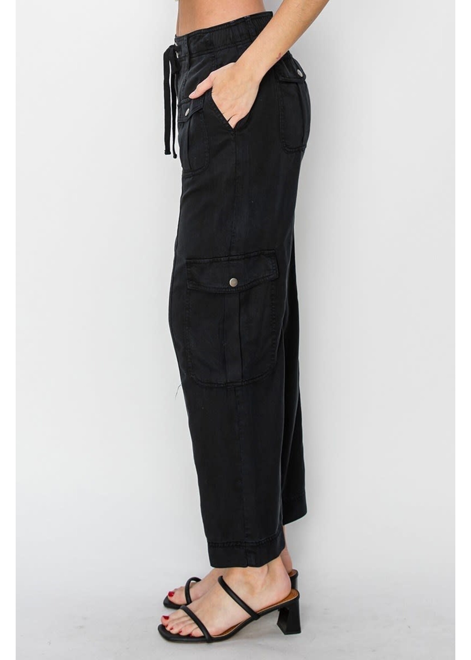 Risen R High Rise relaxed Cargo Pants