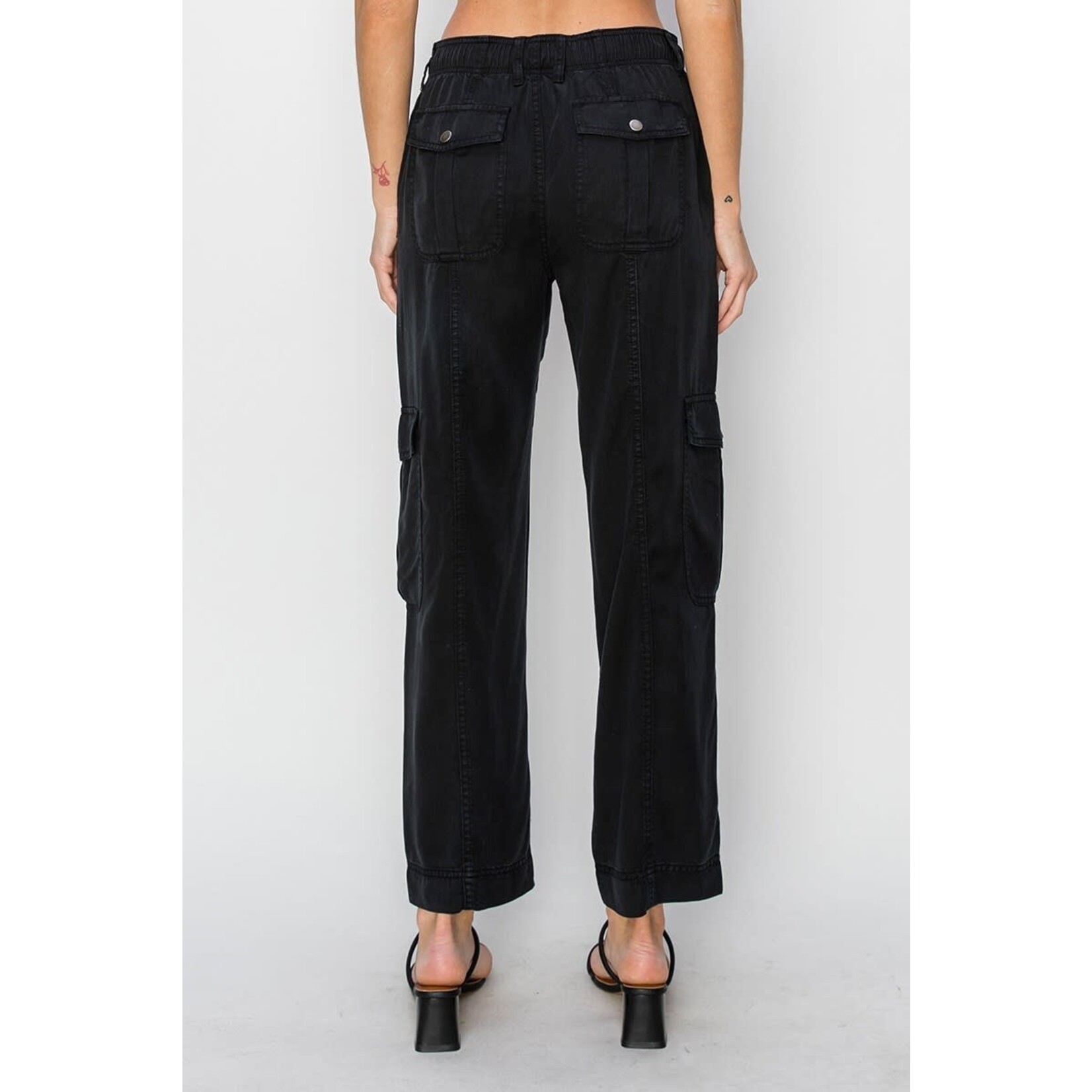 Risen R High Rise relaxed Cargo Pants