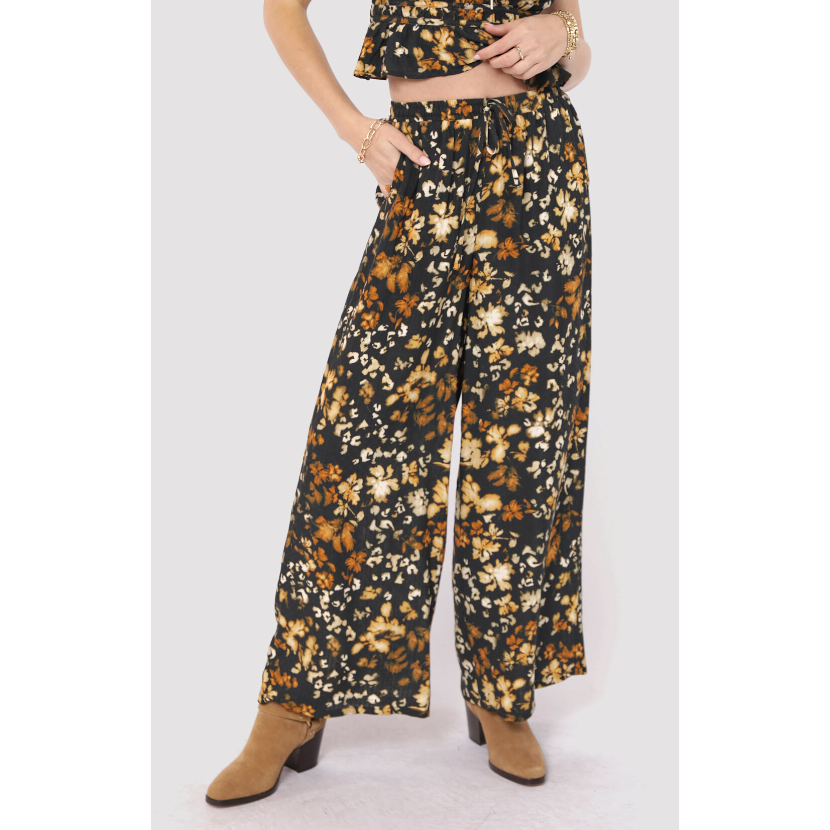 Sadie Sage SS With Ease Printed Wide Leg Pant
