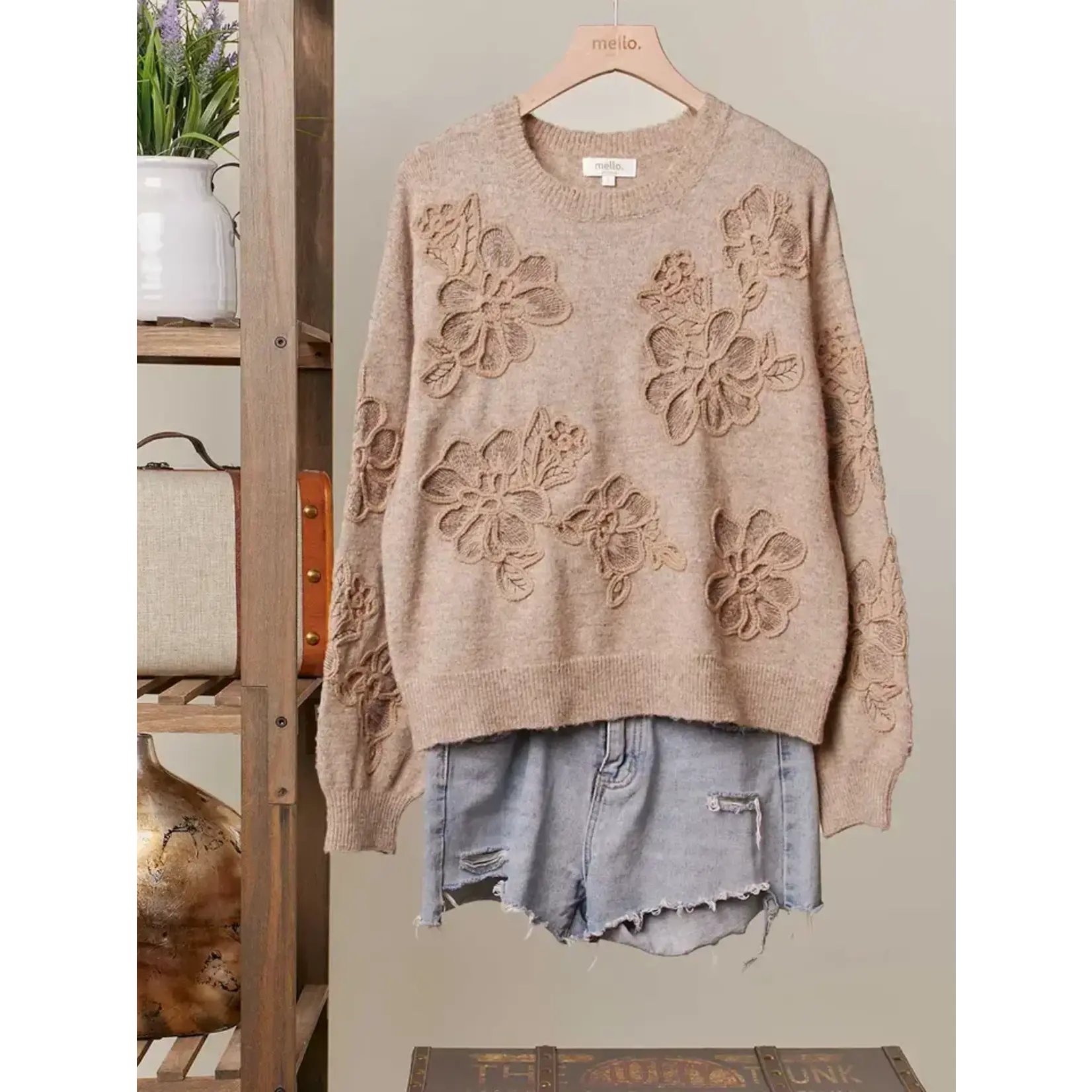 Mello Mello Embroidered Floral Sweater