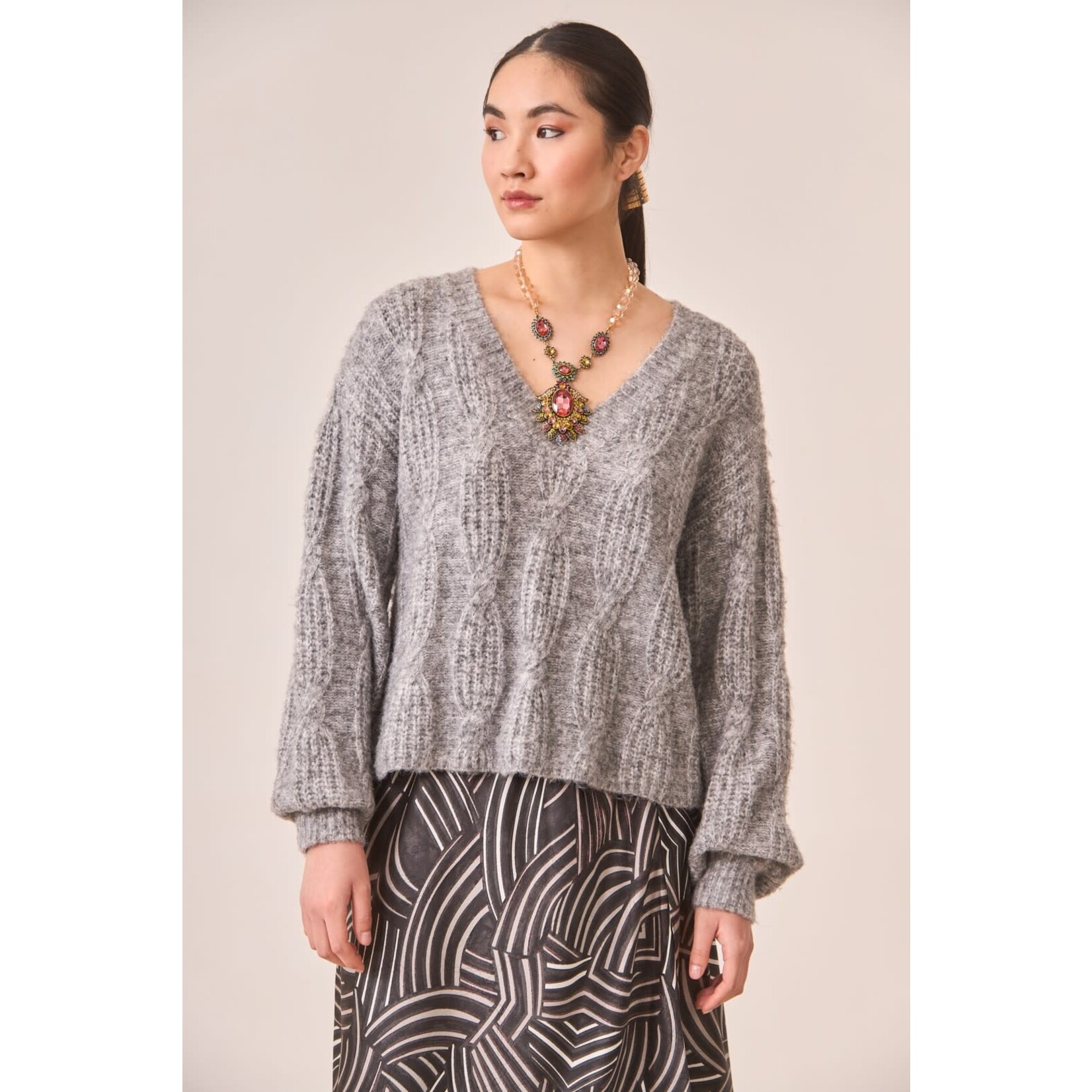 NKN Nekane NKN V-Neck Braided Knit Sweater
