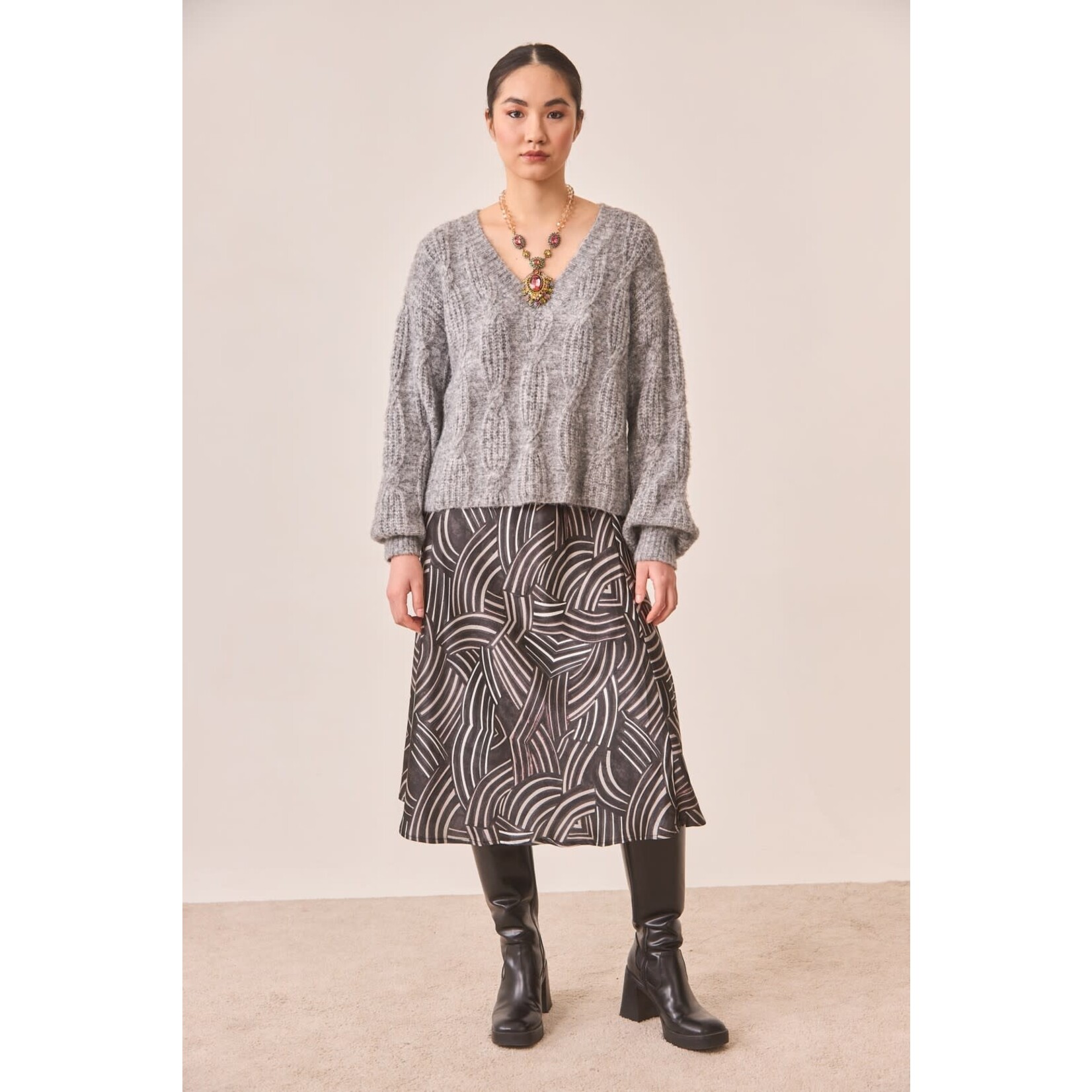 NKN Nekane NKN V-Neck Braided Knit Sweater