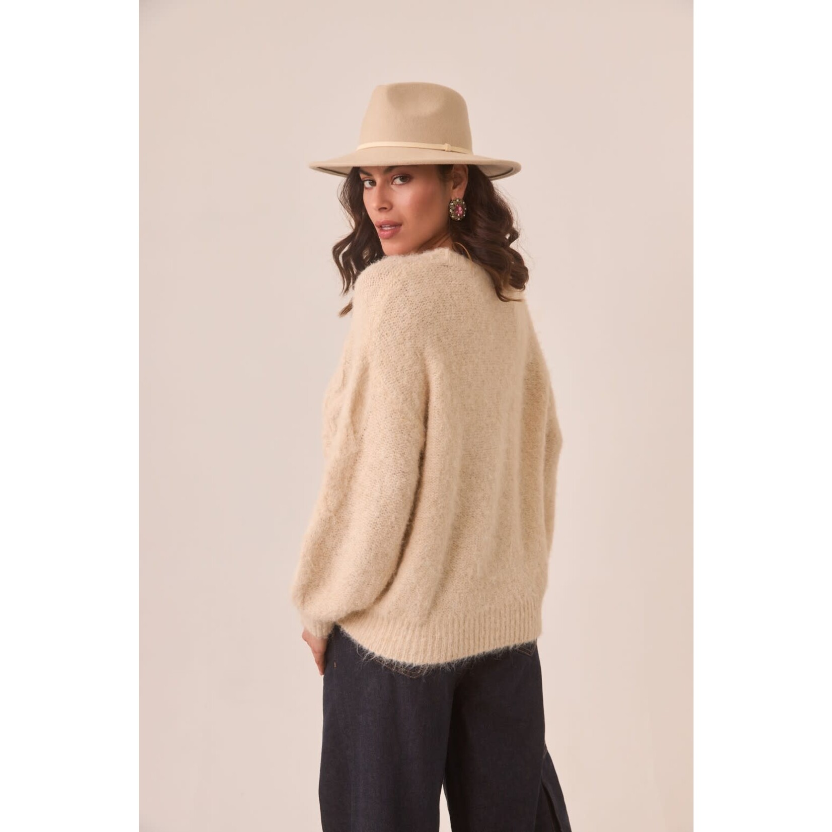 NKN Nekane NKN Embroidered Flower Sweater