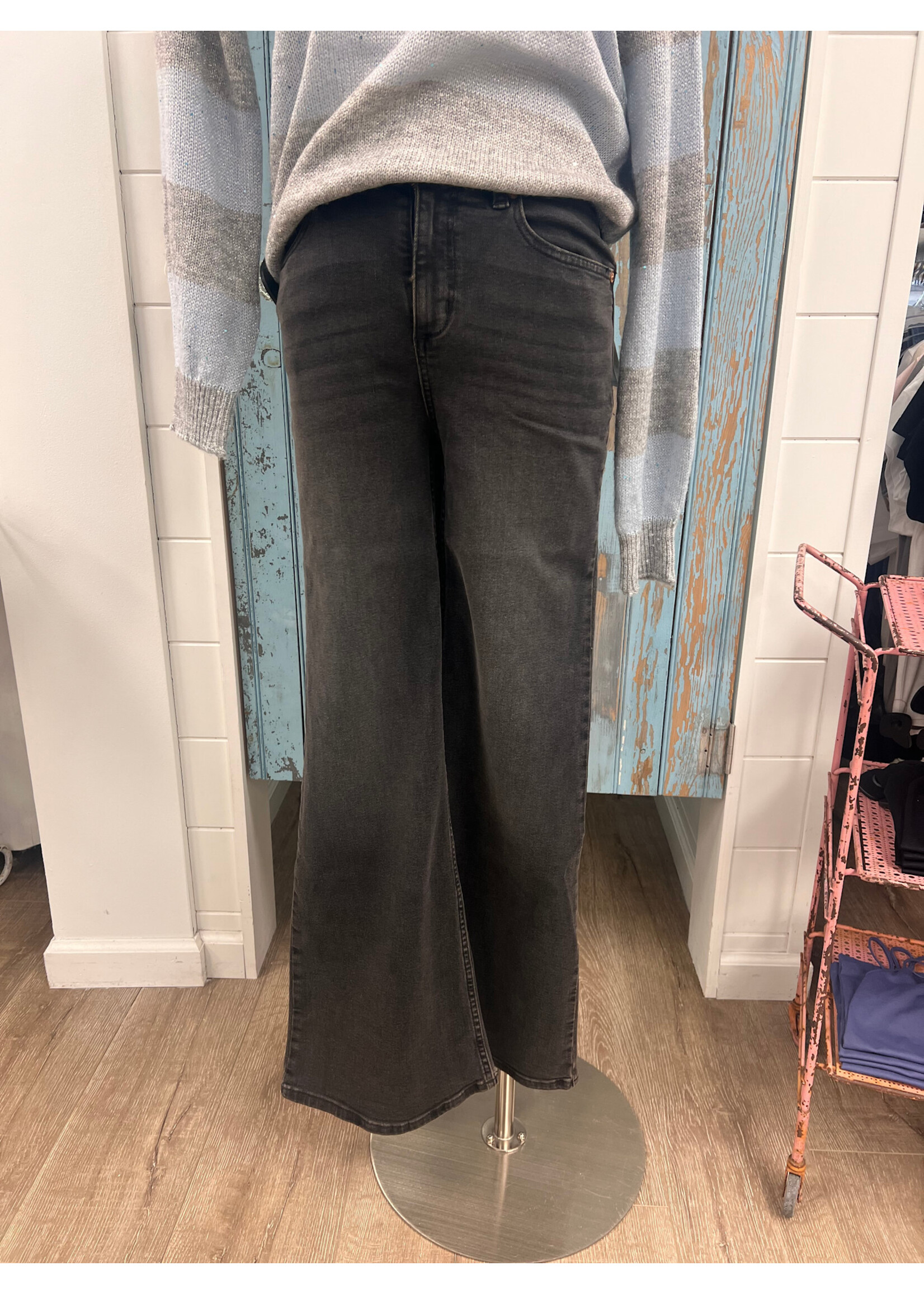 Tribal T Brooke Hugging Palazzo Pant