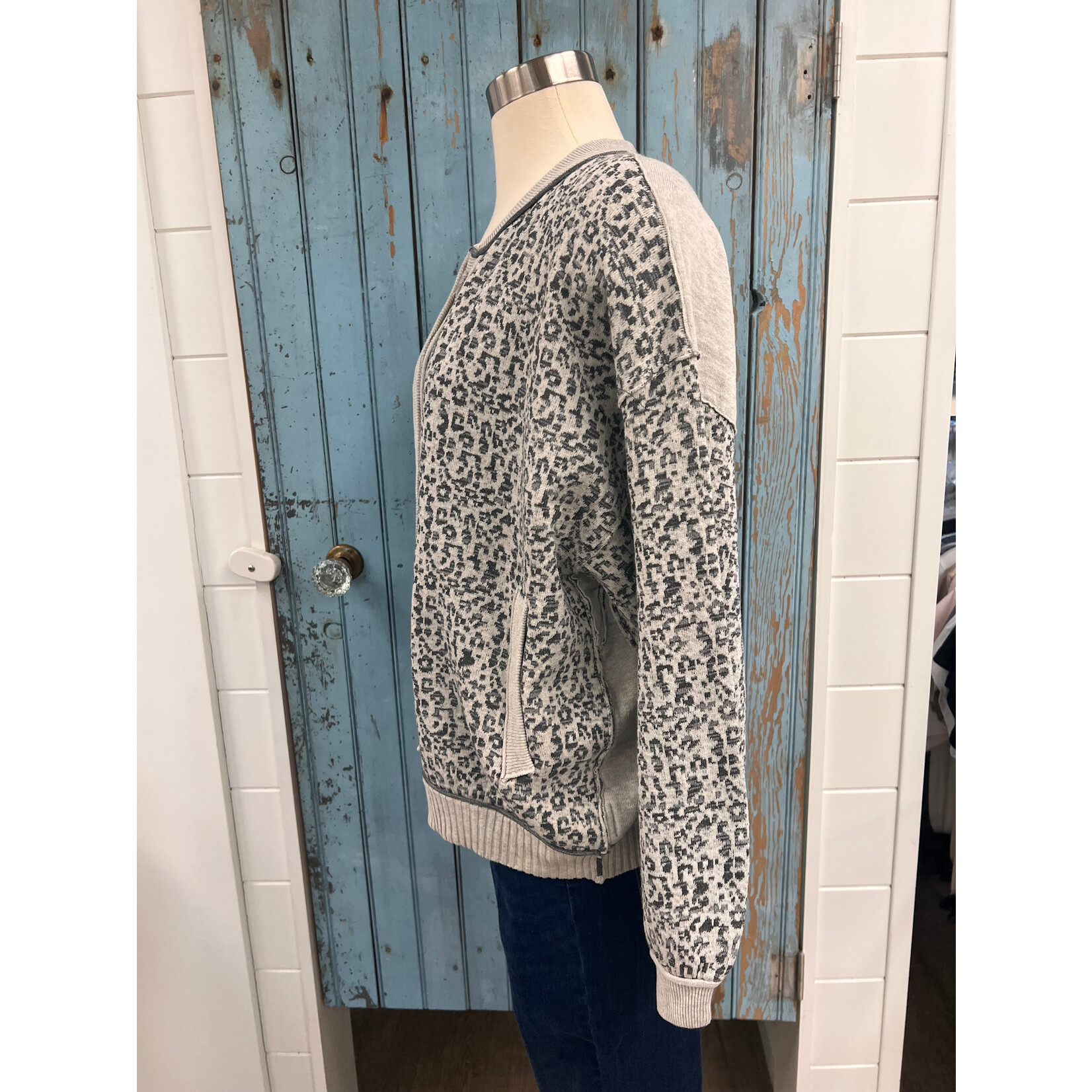 By together BT Cheetah Print Cardi Top