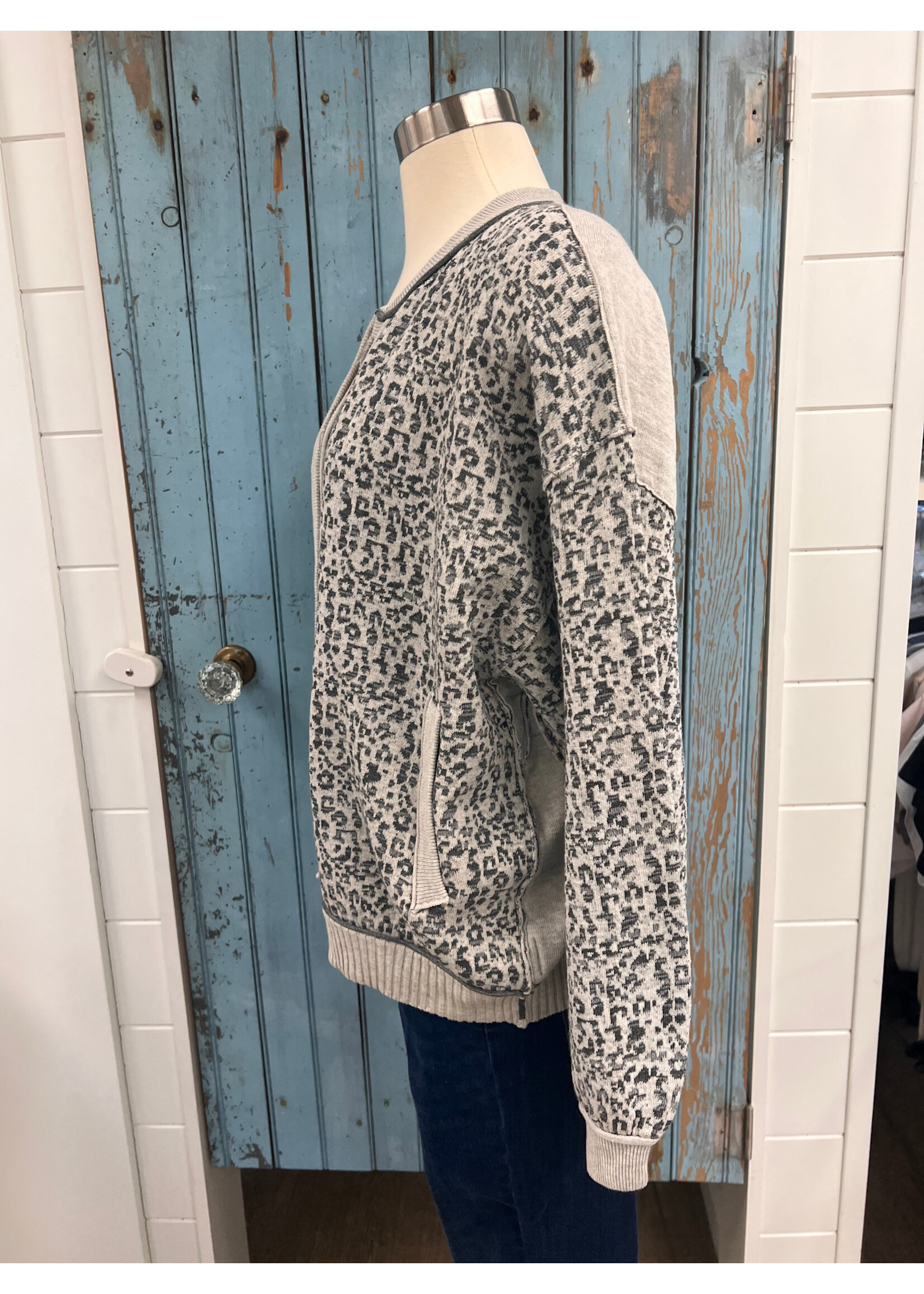 By together BT Cheetah Print Cardi Top