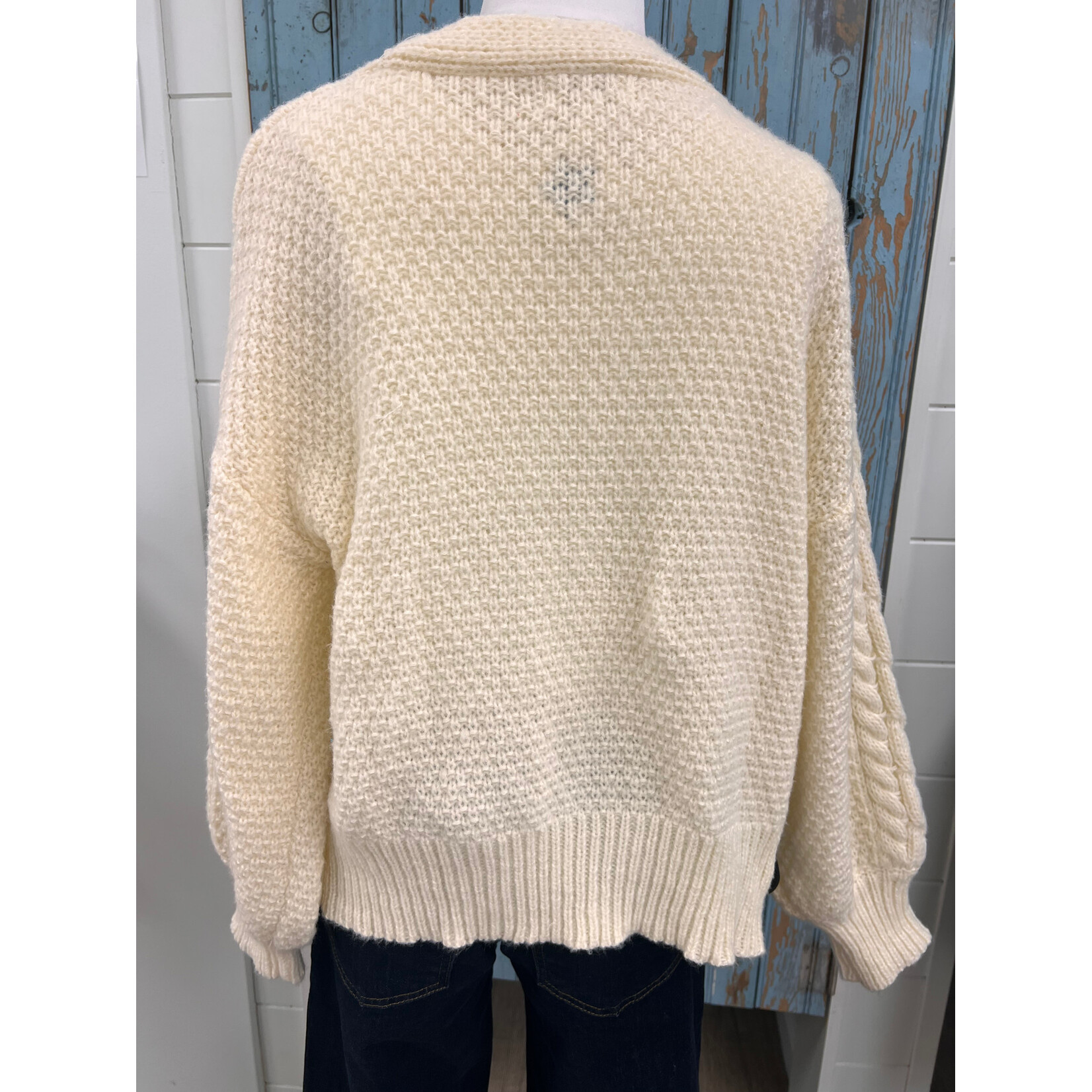 Mello Mello Daisy Patch Knit Cardigan