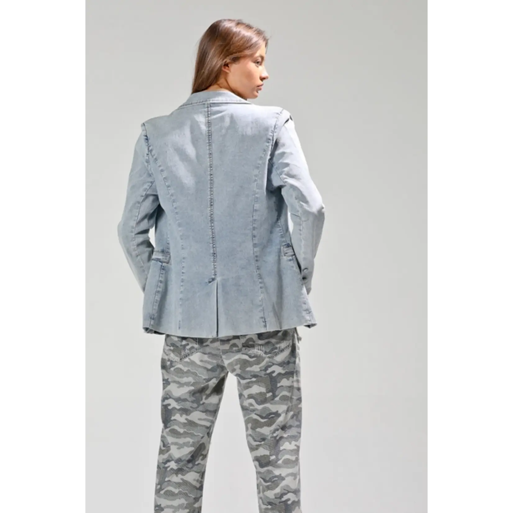 NoaBoa NoaBoa Front Pocket Denim Blazer