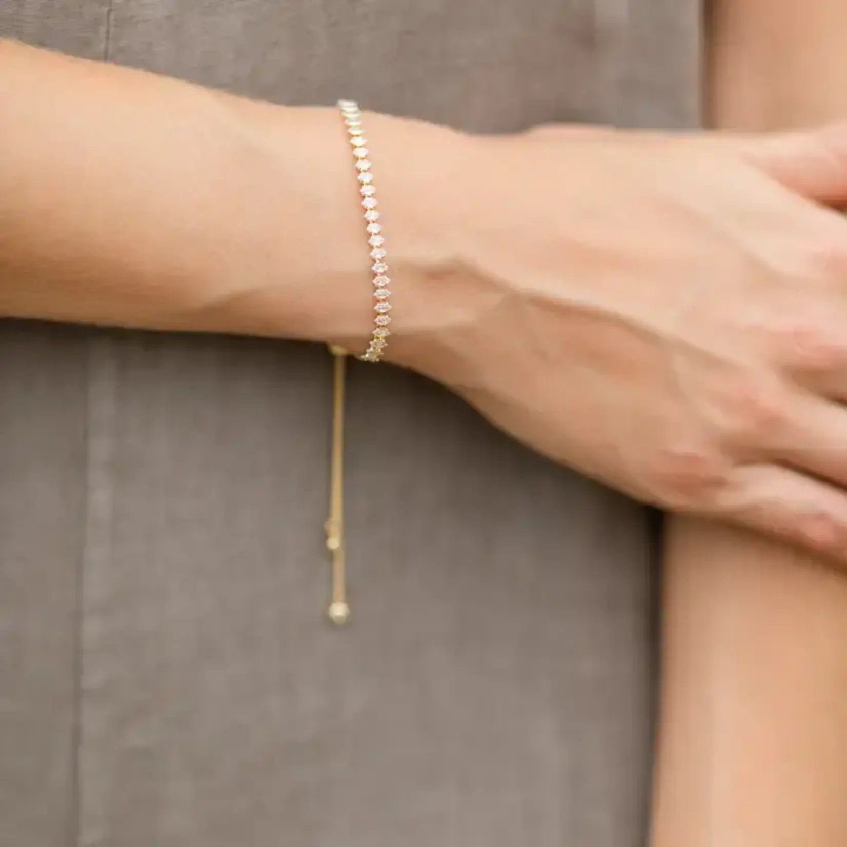 Splendid Iris Tennis Bracelet