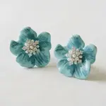 Ellemadera E Flower Stud