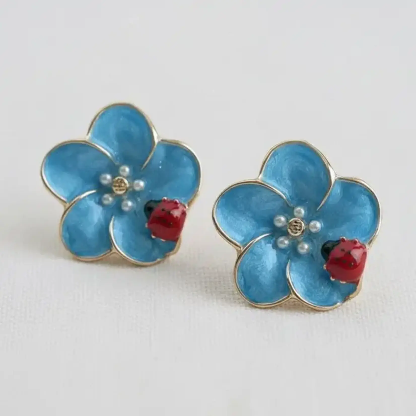 Ellemadera Flower Stud