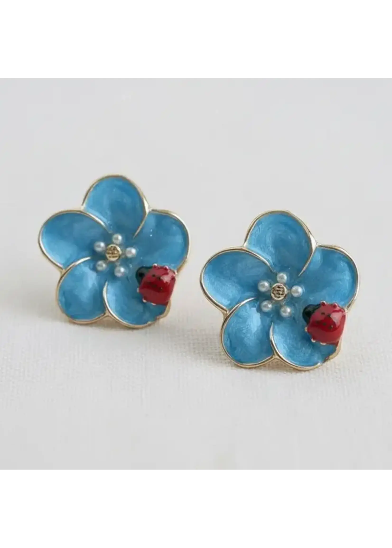 Ellemadera Flower Stud