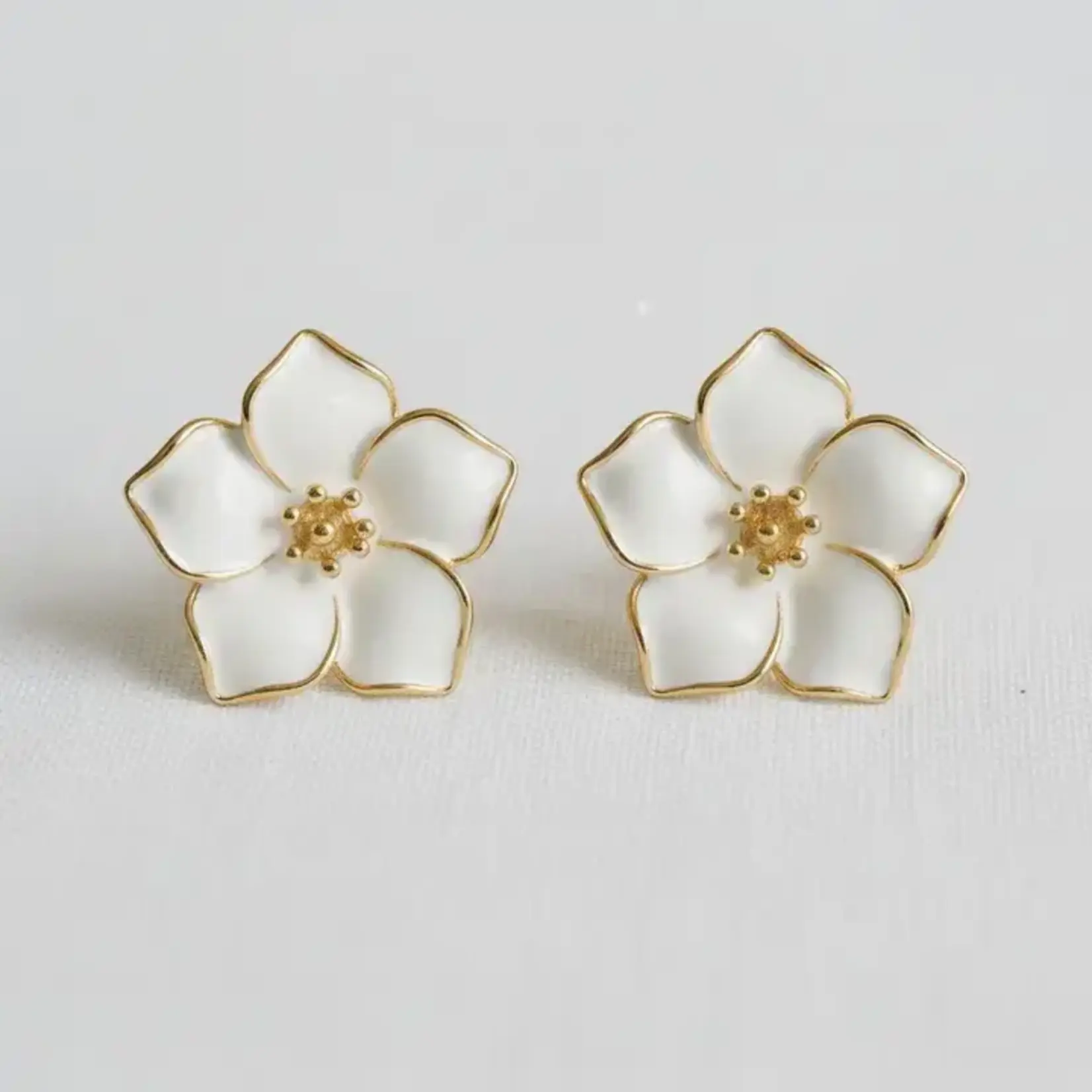 Ellemadera E Flower Stud