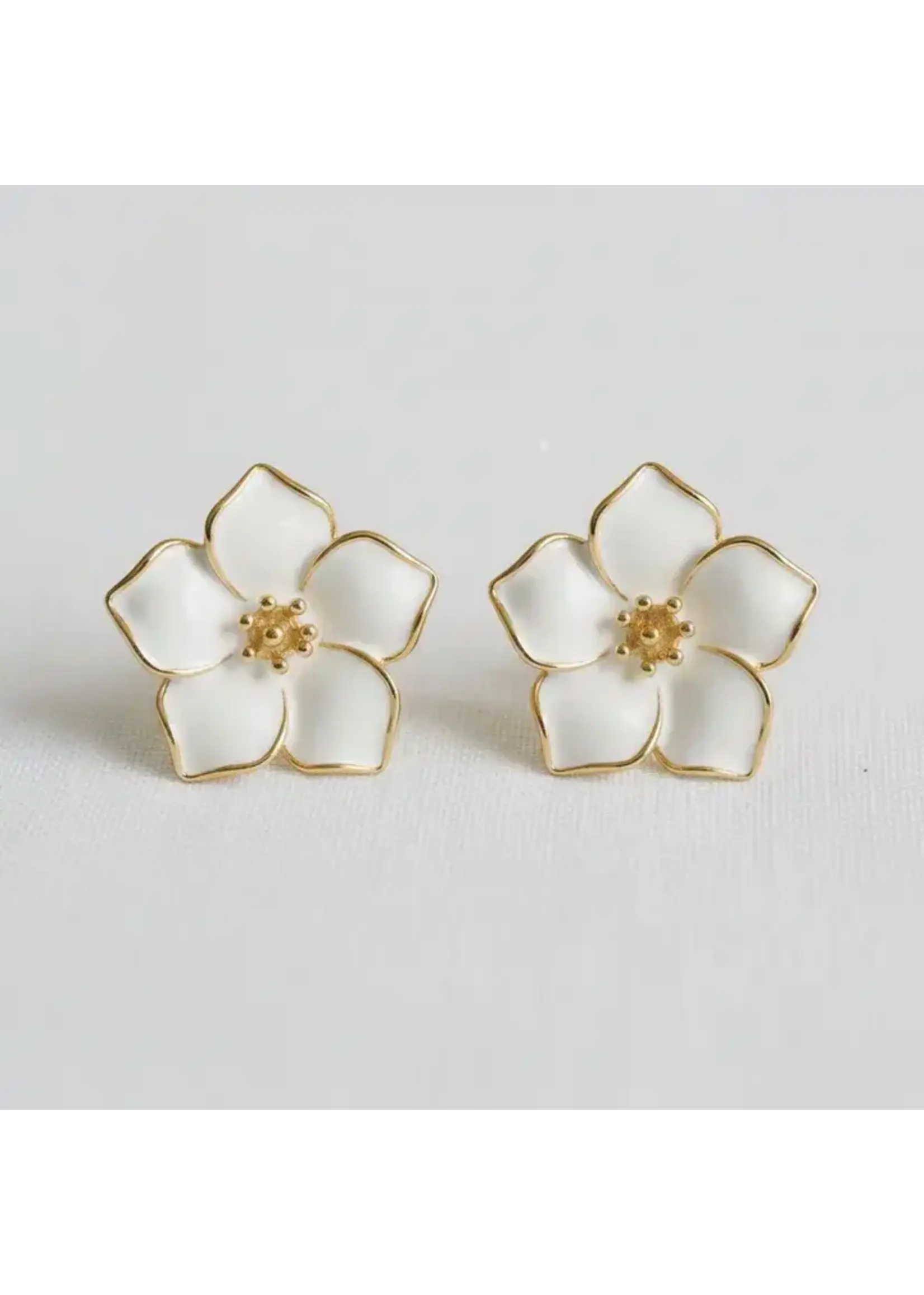 Ellemadera Flower Stud