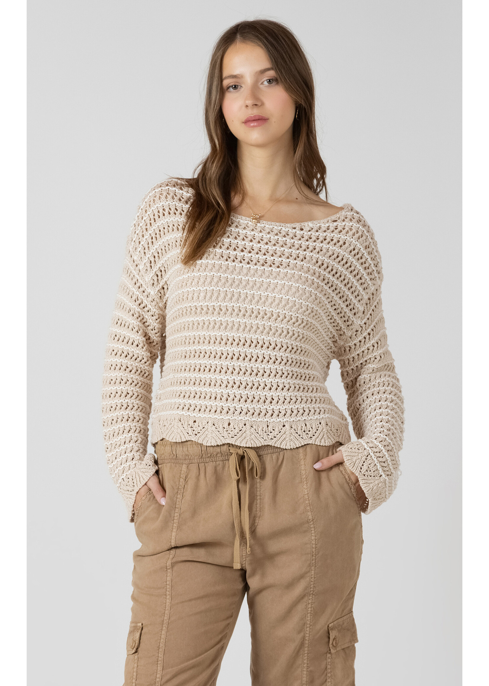 Dex Scallop Sweater