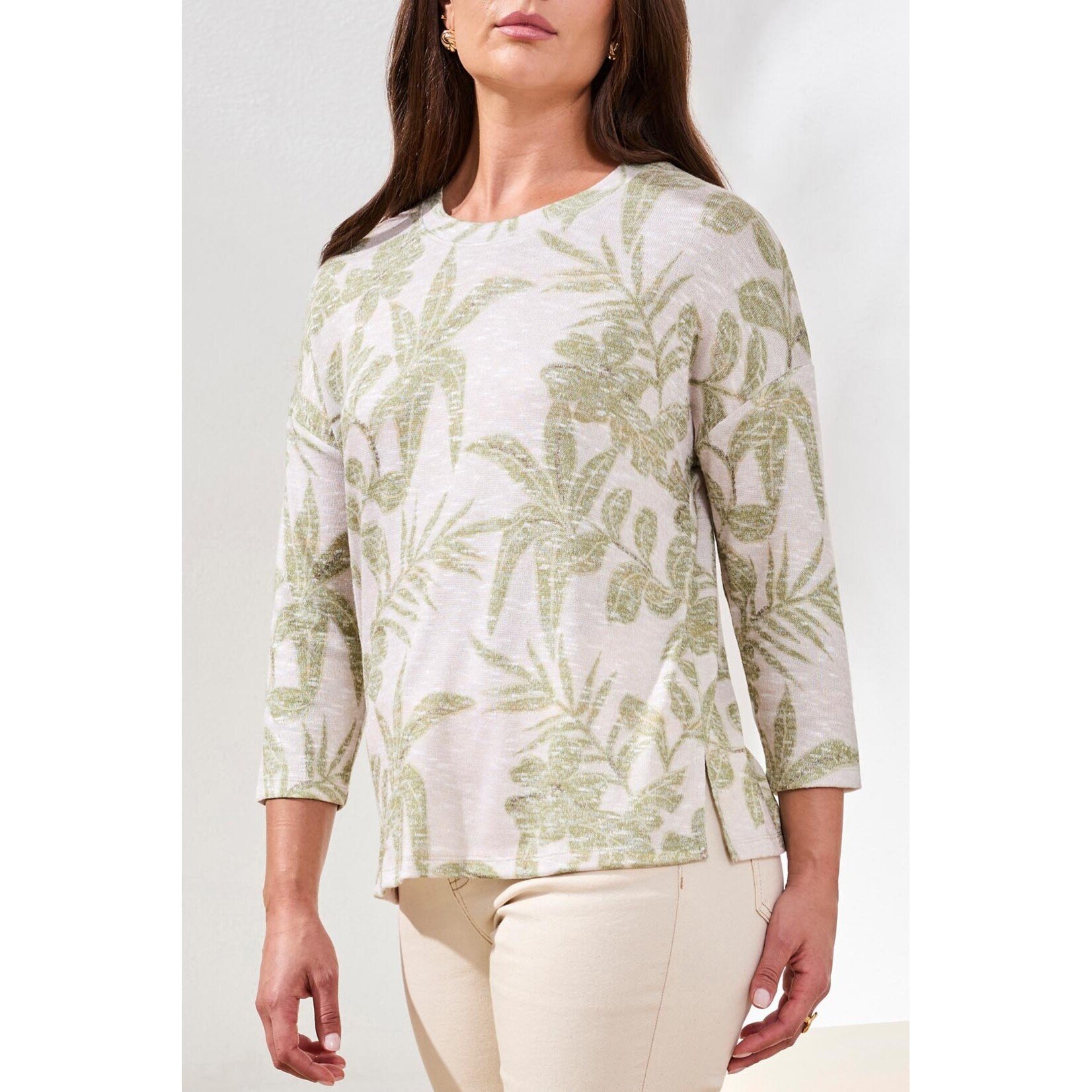 Tribal T Kiwi Leaf Soft Crew