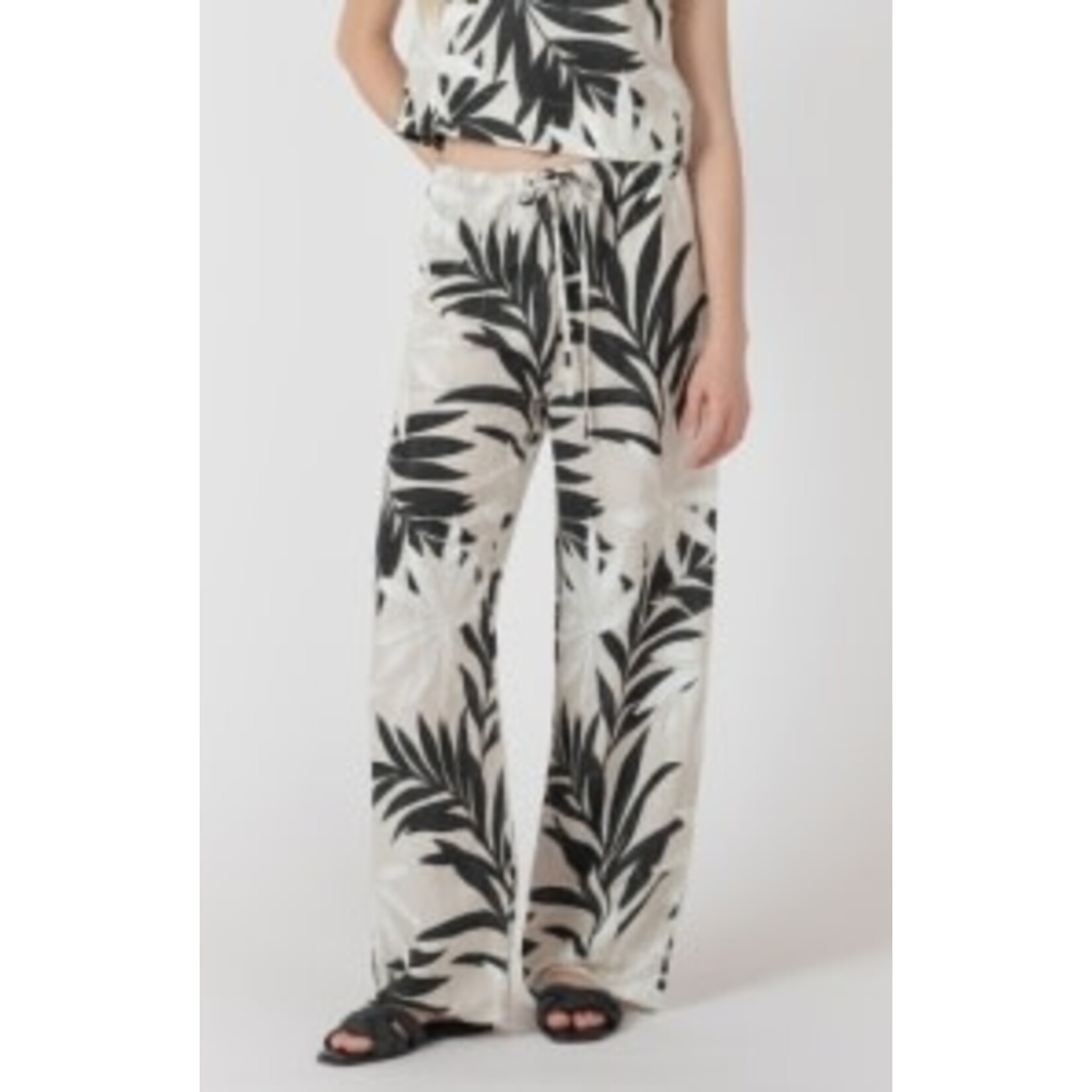 Dex Dex Wide Leg Drawstring Trouser